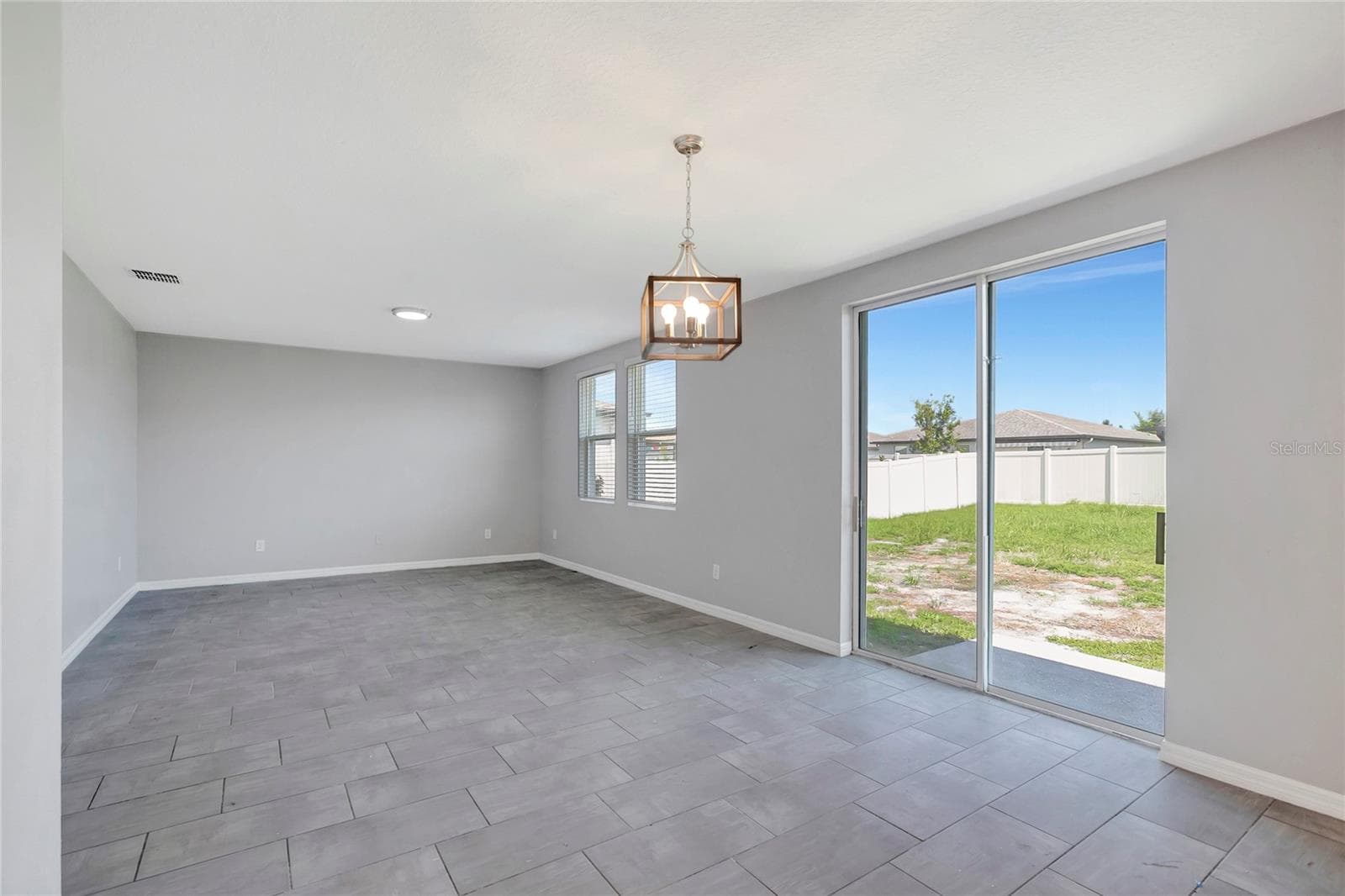 Single Family Residence at 38689 HARLOW ROSE DR, ZEPHYRHILLS, photo 18 of 49