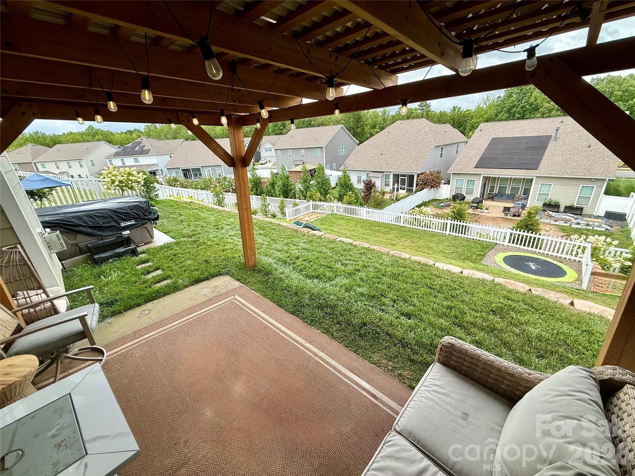 Single Family Residence at 172 Longleaf Drive, Mooresville, photo 32 of 36