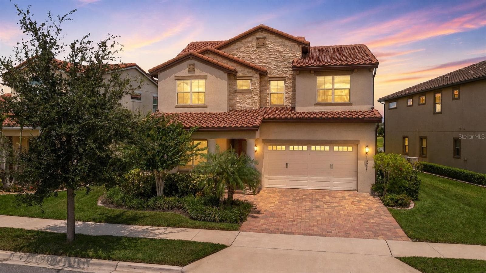 13031 STANTHORNE AVE