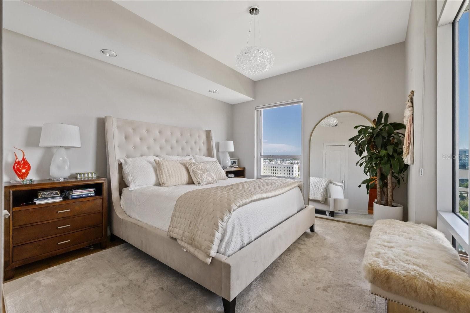 Condominium at 400 4TH AVE S #1004, ST PETERSBURG, photo 24 of 61