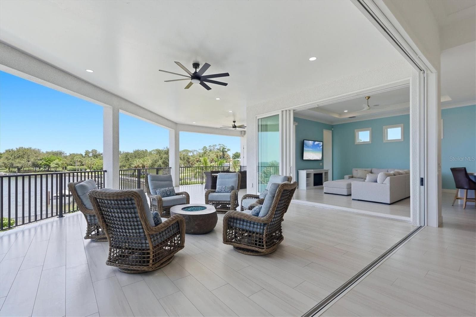 Patio - 387 S SHORE DR, SARASOTA