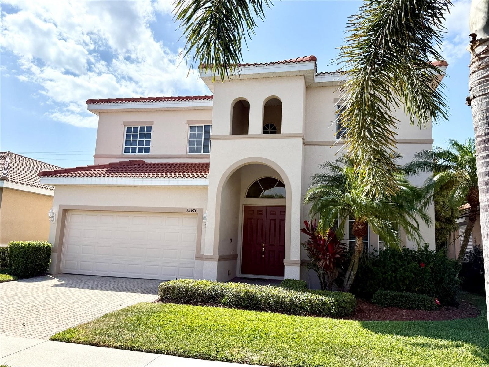 Single Family Residence at 15470 LAGUNA HILLS DR, FORT MYERS, photo 2 of 50