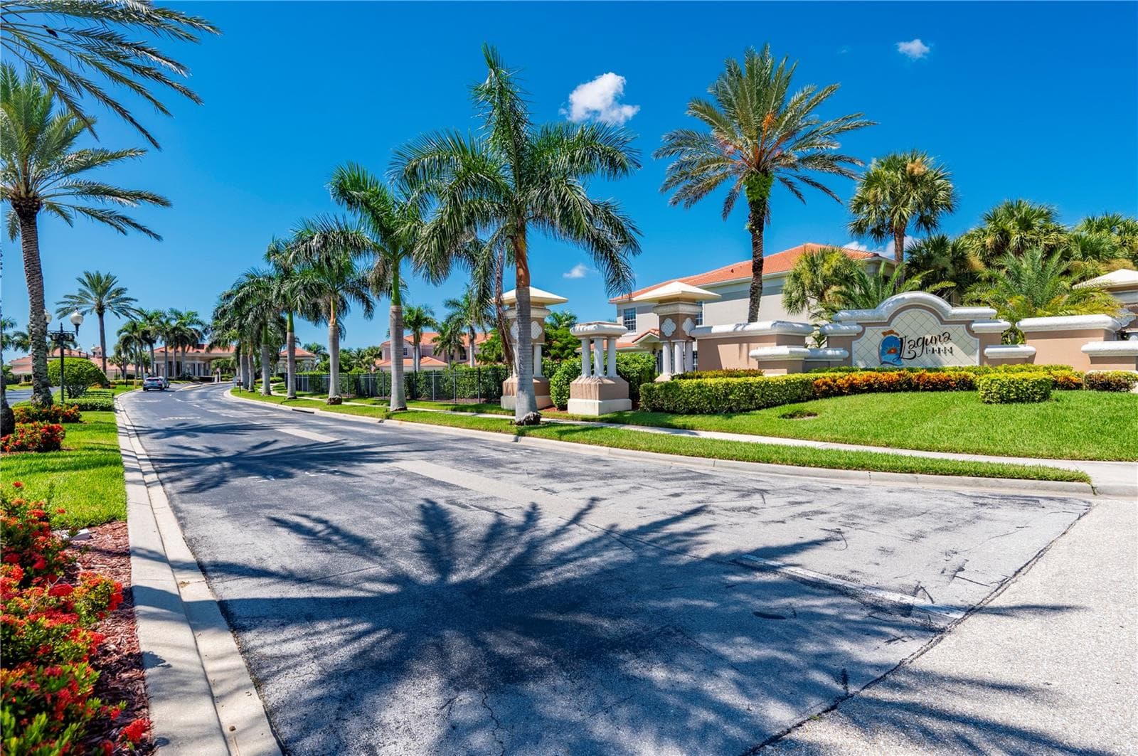 Single Family Residence at 15470 LAGUNA HILLS DR, FORT MYERS, photo 49 of 50