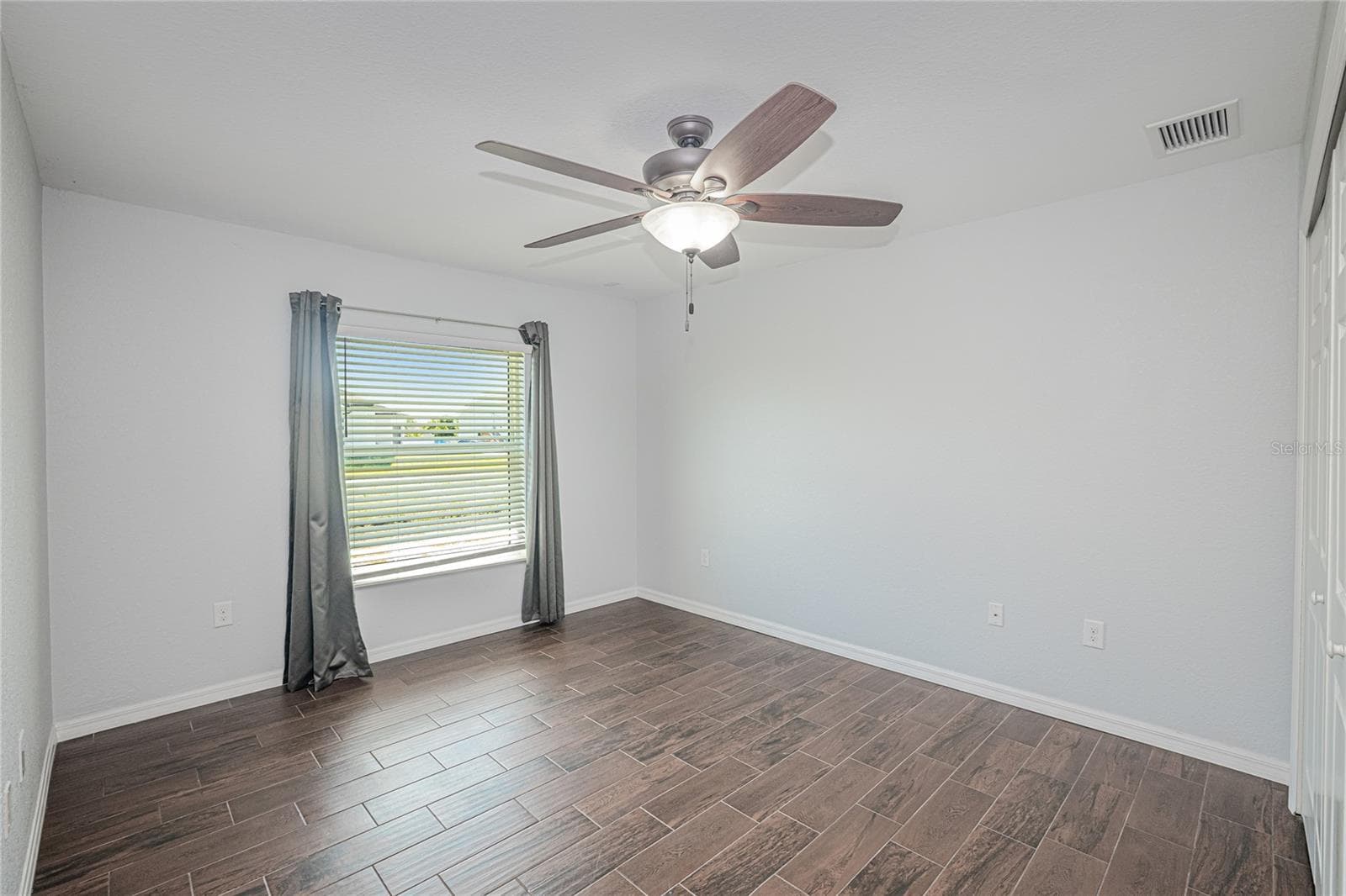 Single Family Residence at 206 S WATERWAY DR NW, PORT CHARLOTTE, photo 32 of 56