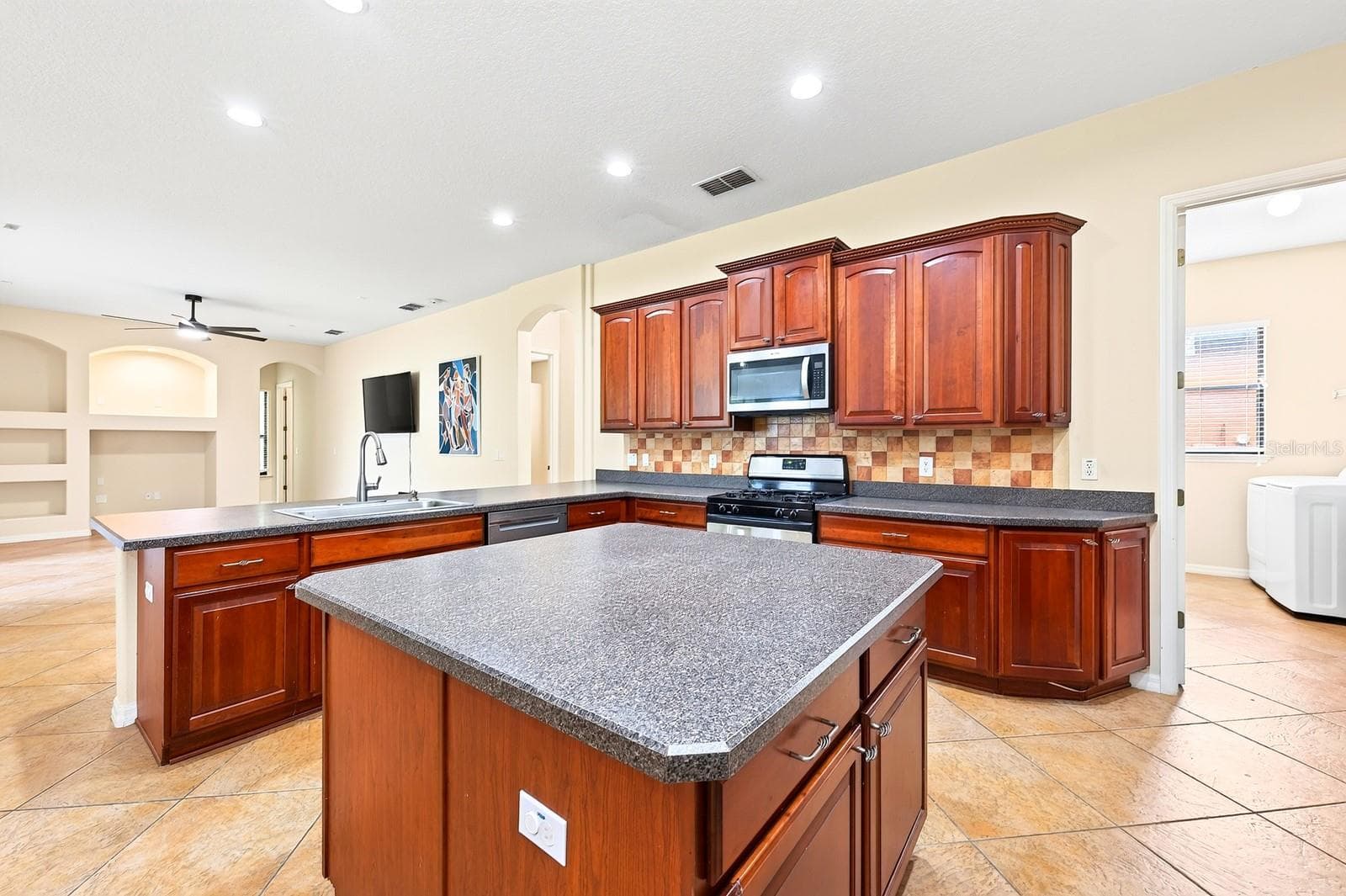Single Family Residence at 148 VERDE WAY, DEBARY, photo 20 of 56
