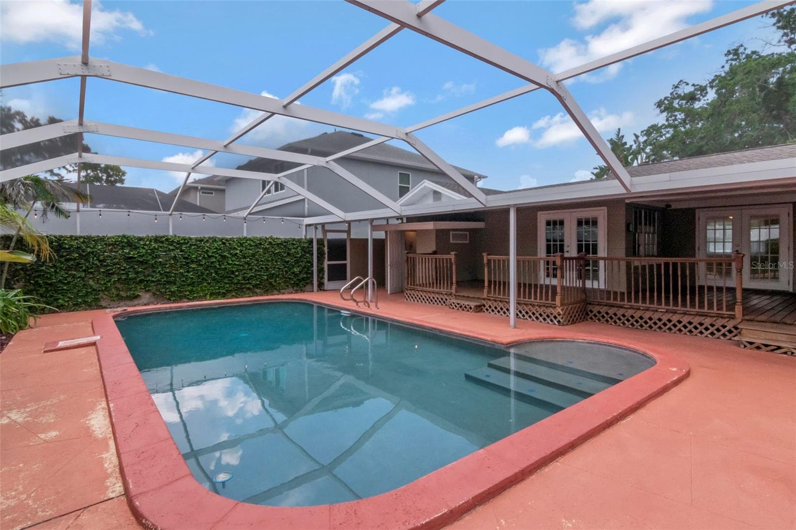 Inviting Pool - 311 N GOMEZ AVE, TAMPA