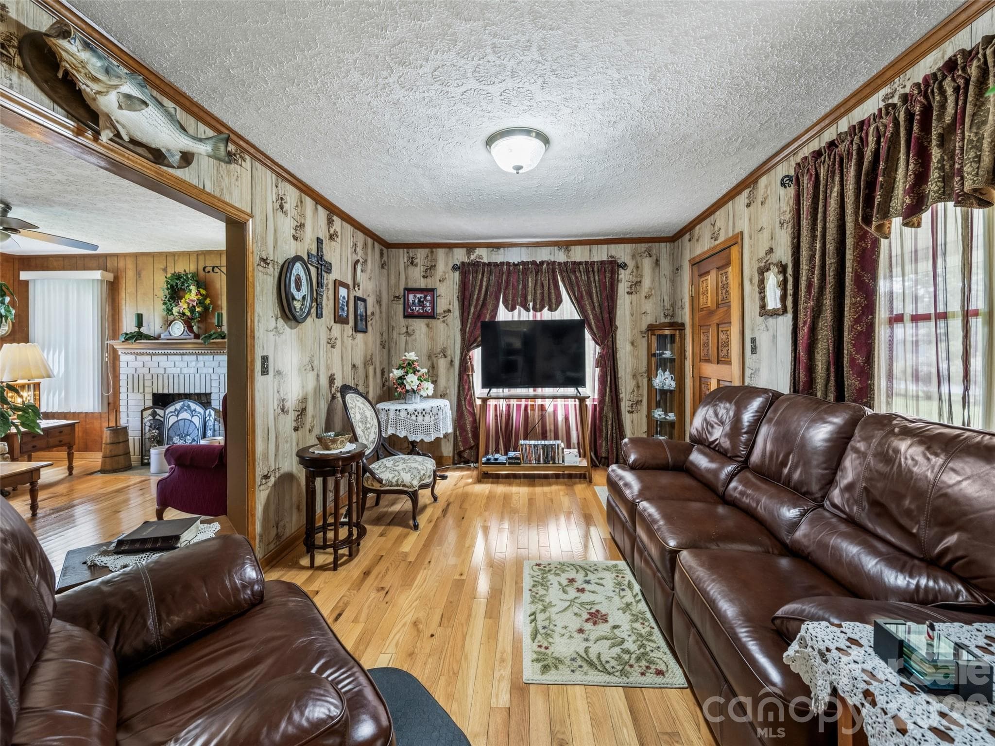 Single Family Residence at 53 Salem Road, Weaverville, photo 10 of 31