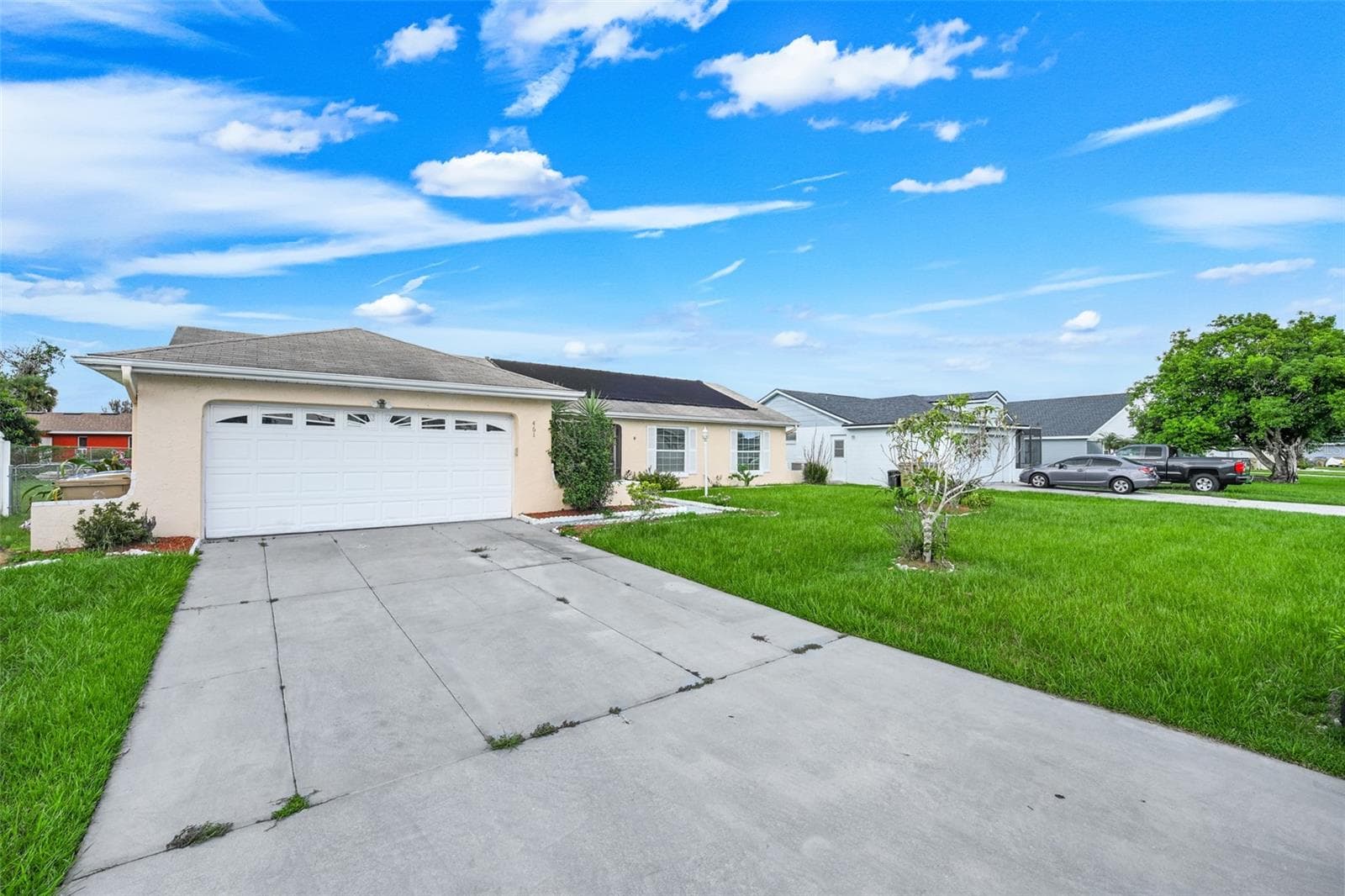Single Family Residence at 461 BOXWOOD COURT, KISSIMMEE, photo 2 of 37