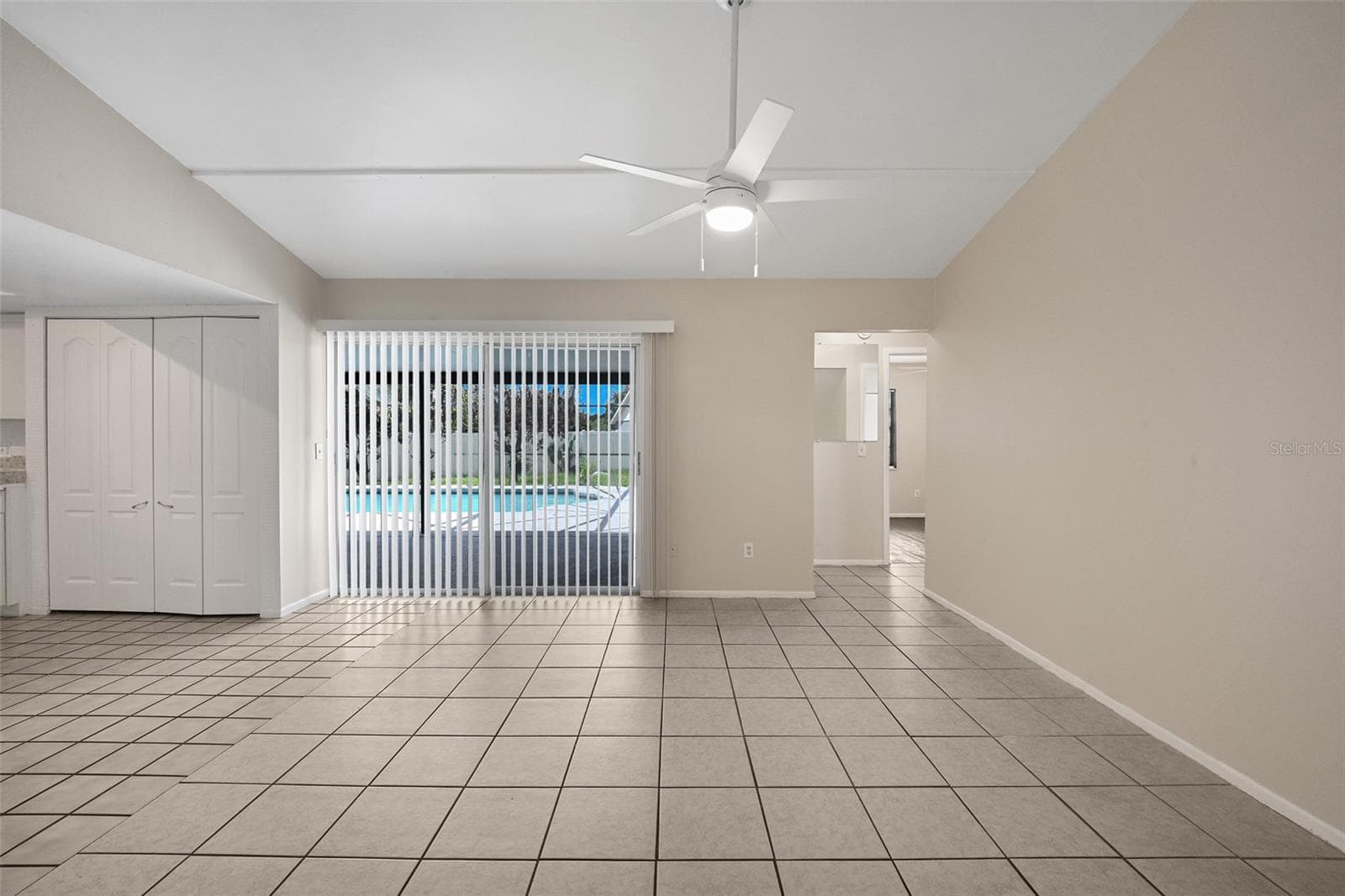 Single Family Residence at 461 BOXWOOD COURT, KISSIMMEE, photo 10 of 37