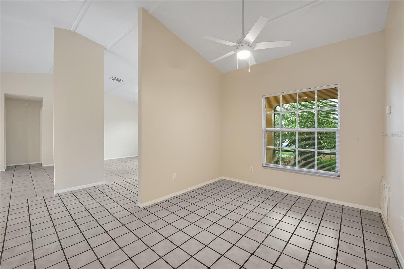 Single Family Residence at 461 BOXWOOD COURT, KISSIMMEE, photo 16 of 37