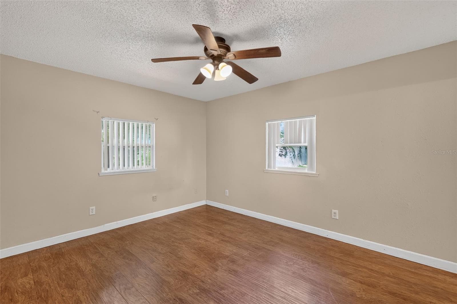 Single Family Residence at 13581 SE 48TH CT, SUMMERFIELD, photo 15 of 37