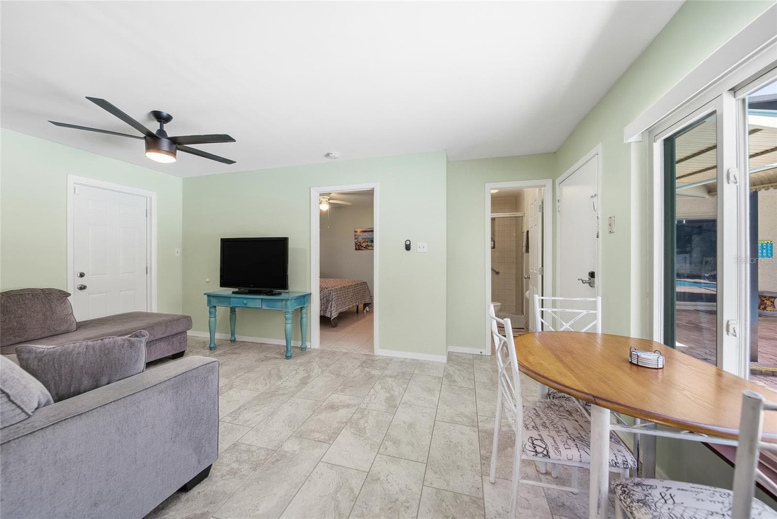 Single Family Residence at 1403 GARDEN AVE, TARPON SPRINGS, photo 30 of 48