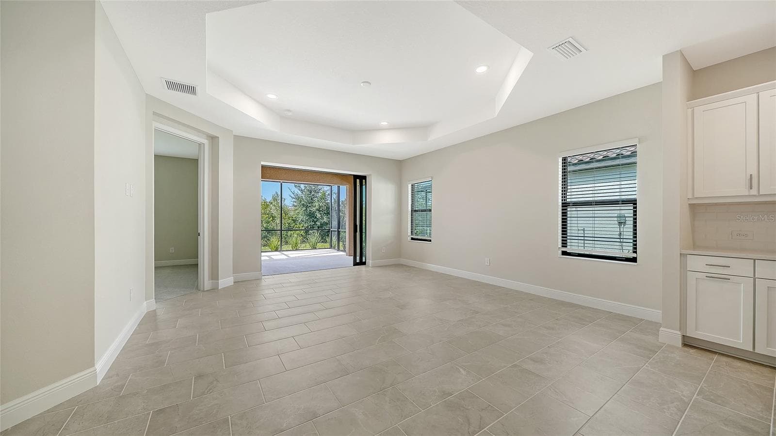 Villa at 264 ALTAMURA CIR, NOKOMIS, photo 6 of 37