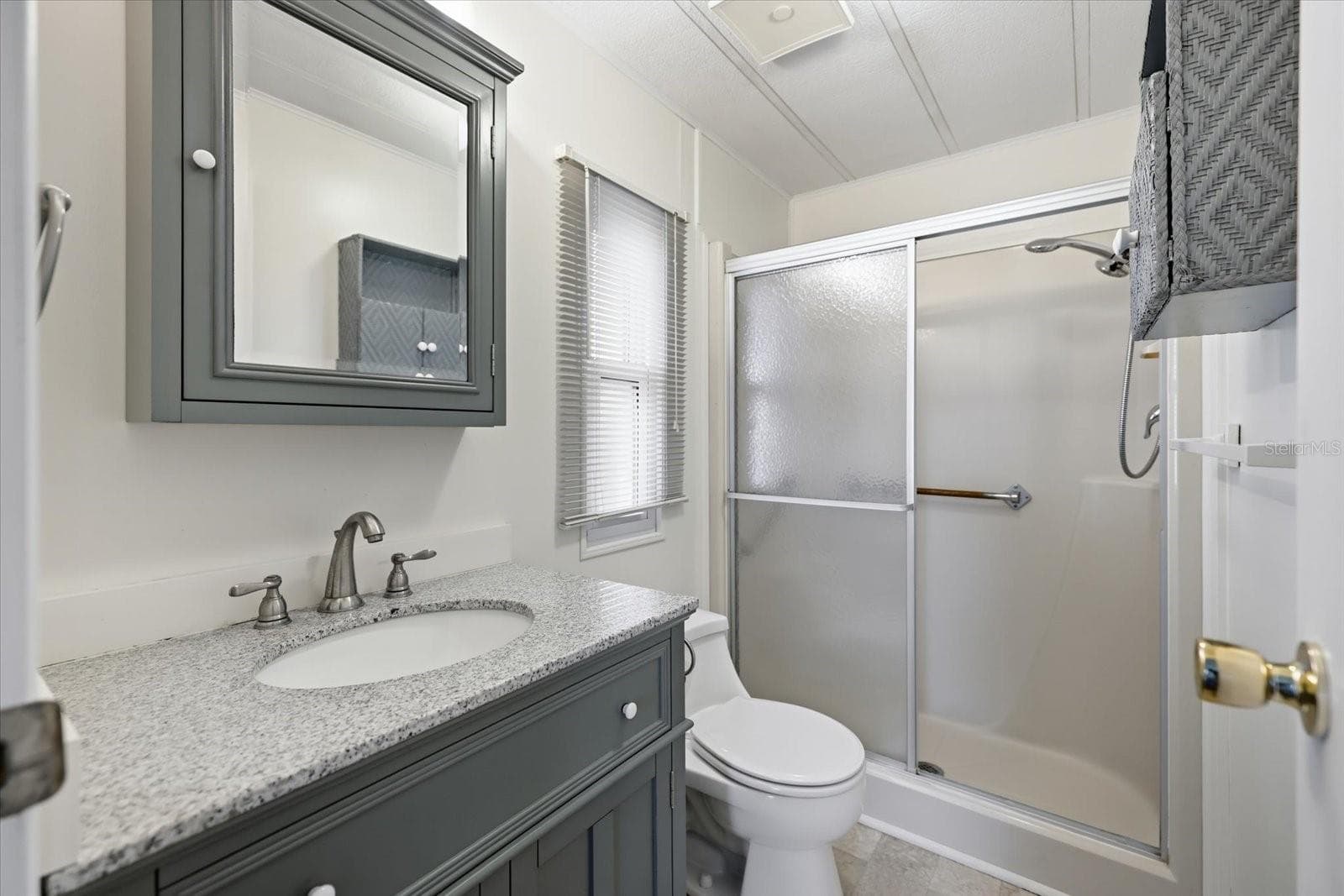 Manufactured Home at 129 NAUTICAL DR, NORTH PORT, photo 15 of 34