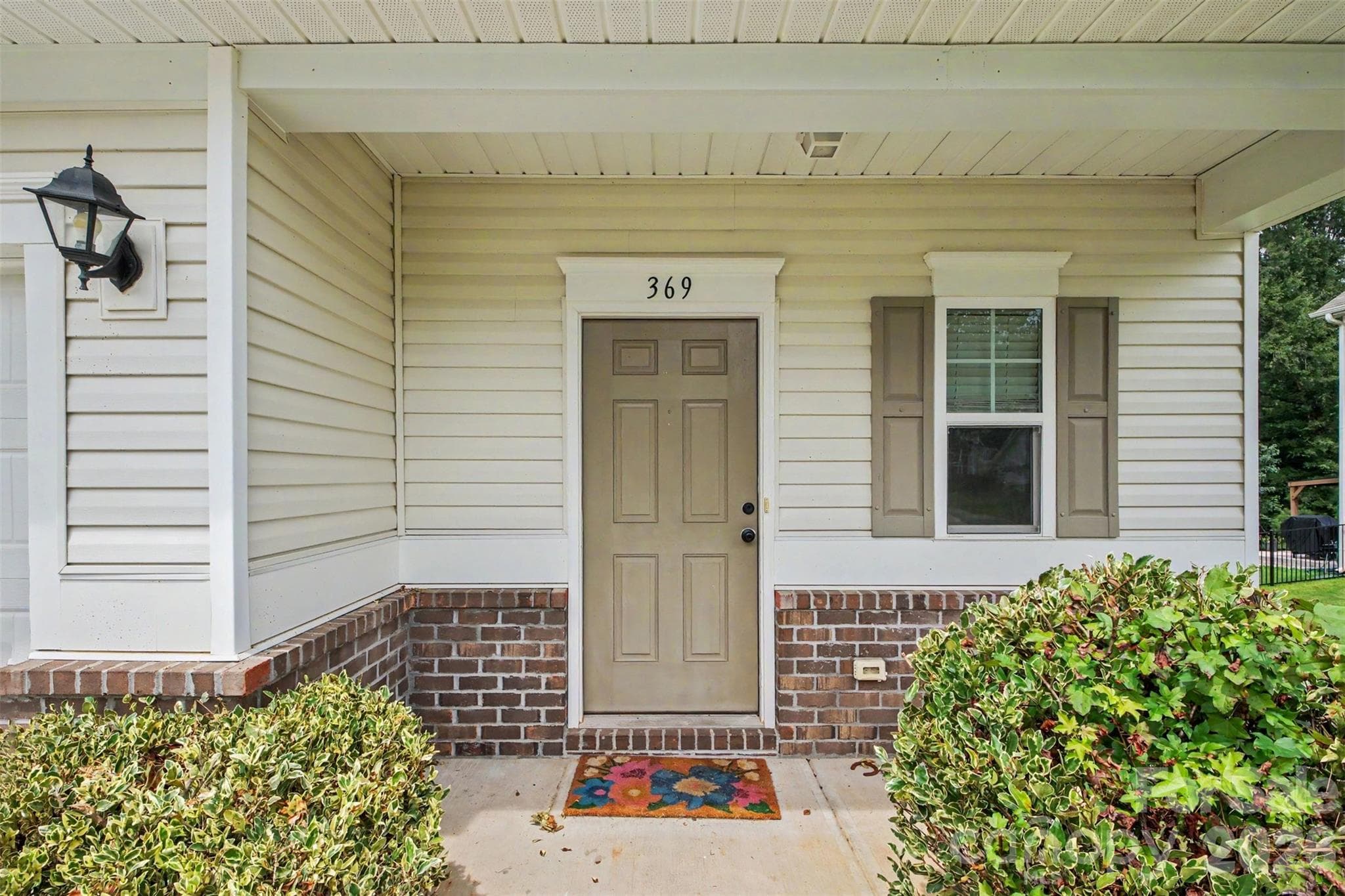 Single Family Residence at 369 Settlers Grove Lane, Salisbury, photo 3 of 29
