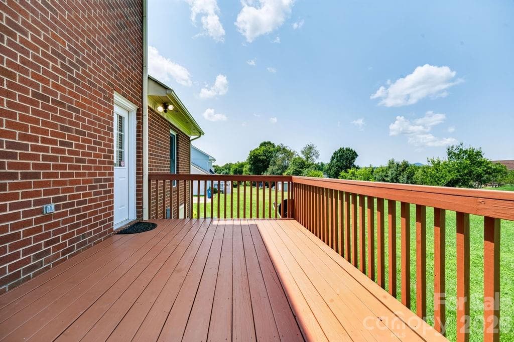 Single Family Residence at 5139 Butner Drive, Hickory, photo 25 of 28