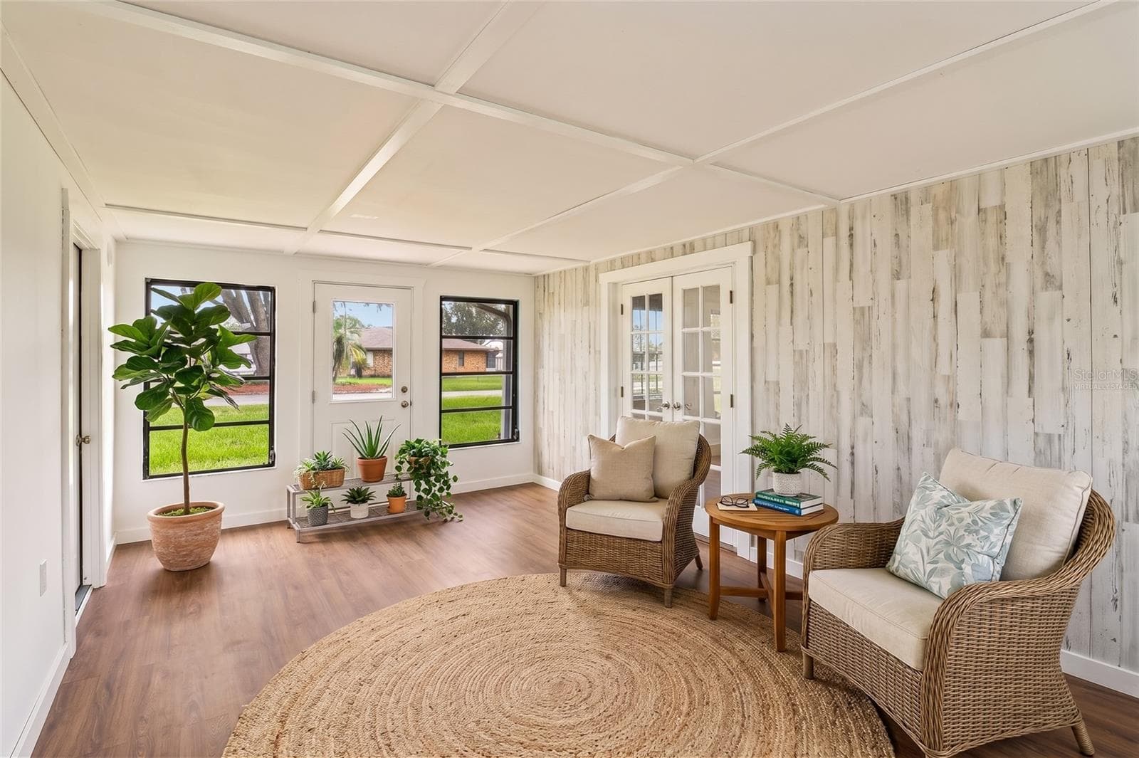 Virtually Staged - 2718 SHADYWOOD PL, LAKELAND