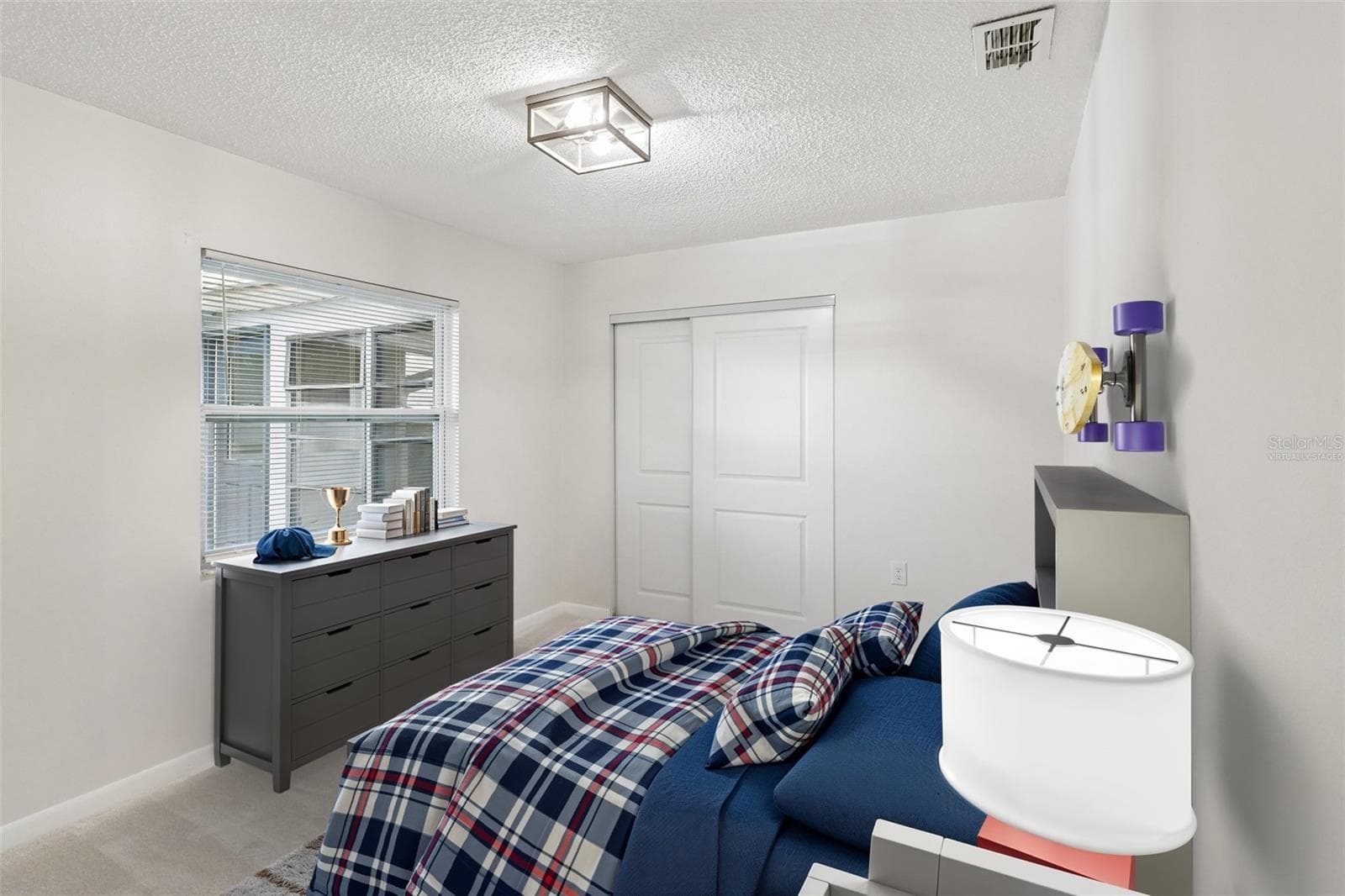 Virtually Staged - 2718 SHADYWOOD PL, LAKELAND