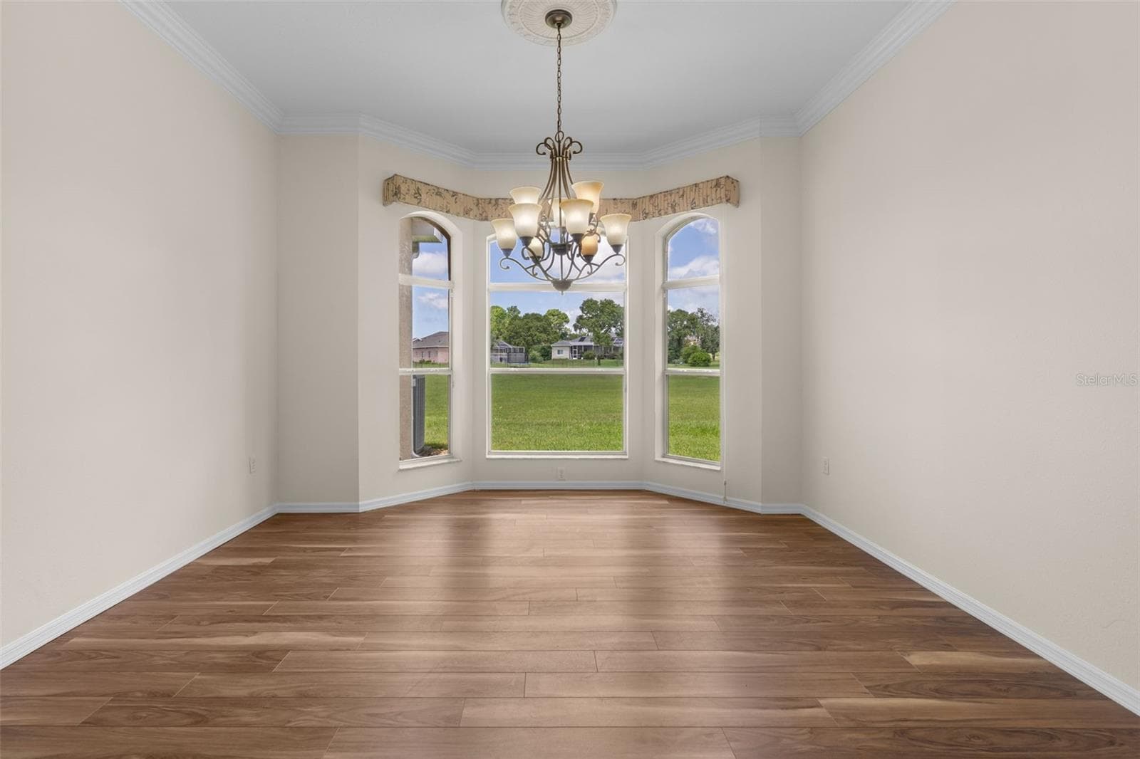 Single Family Residence at 13417 WHITEHAVEN CT, SPRING HILL, photo 15 of 64