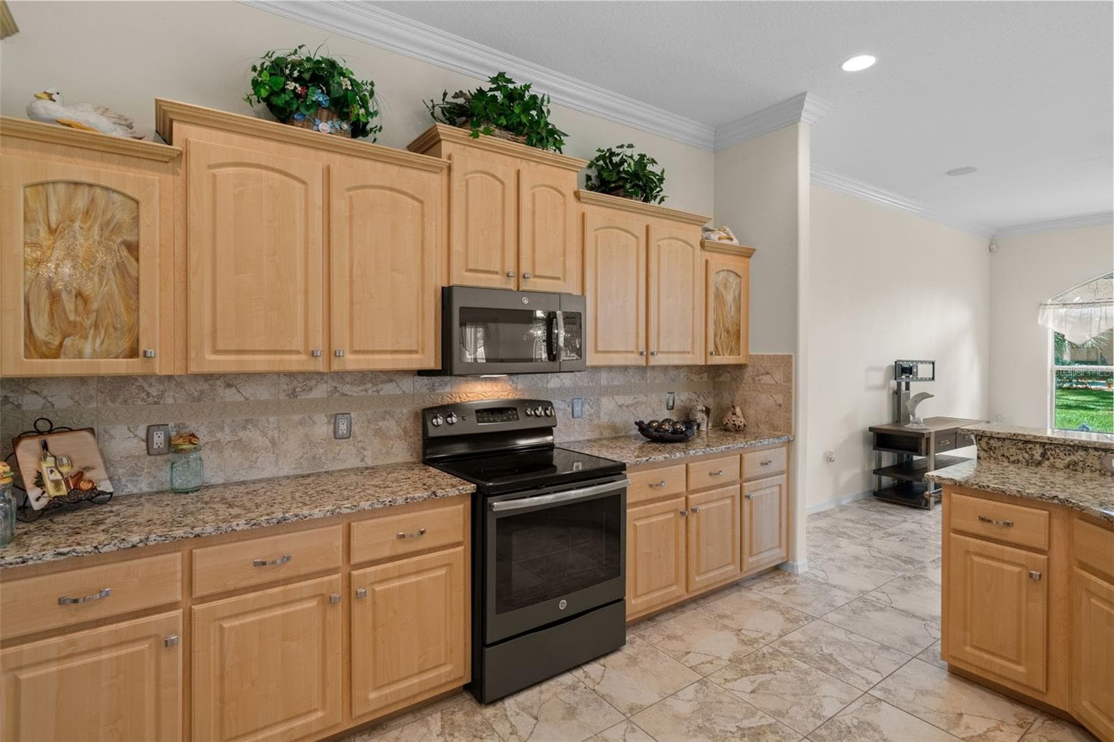 Single Family Residence at 13417 WHITEHAVEN CT, SPRING HILL, photo 23 of 64