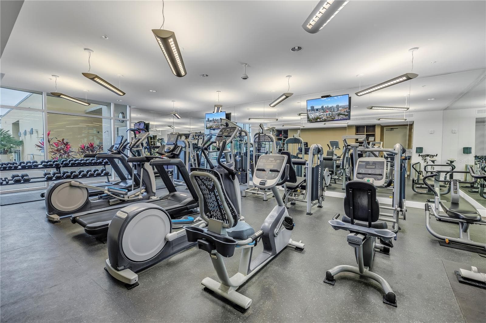 Condominium at 400 4TH AVE S #701, ST PETERSBURG, photo 51 of 62
