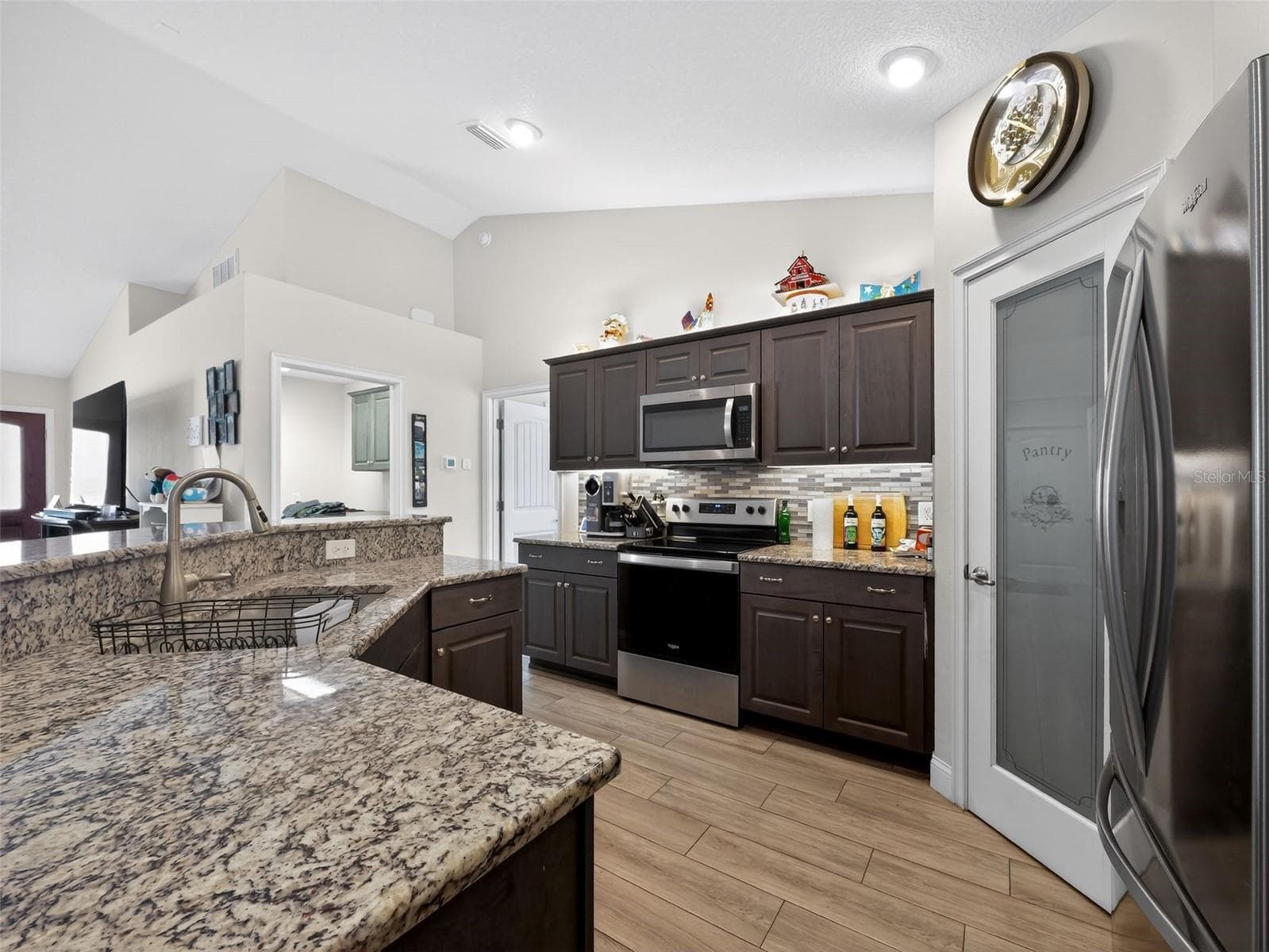 Single Family Residence at 854 FISHER RD, OCKLAWAHA, photo 10 of 29