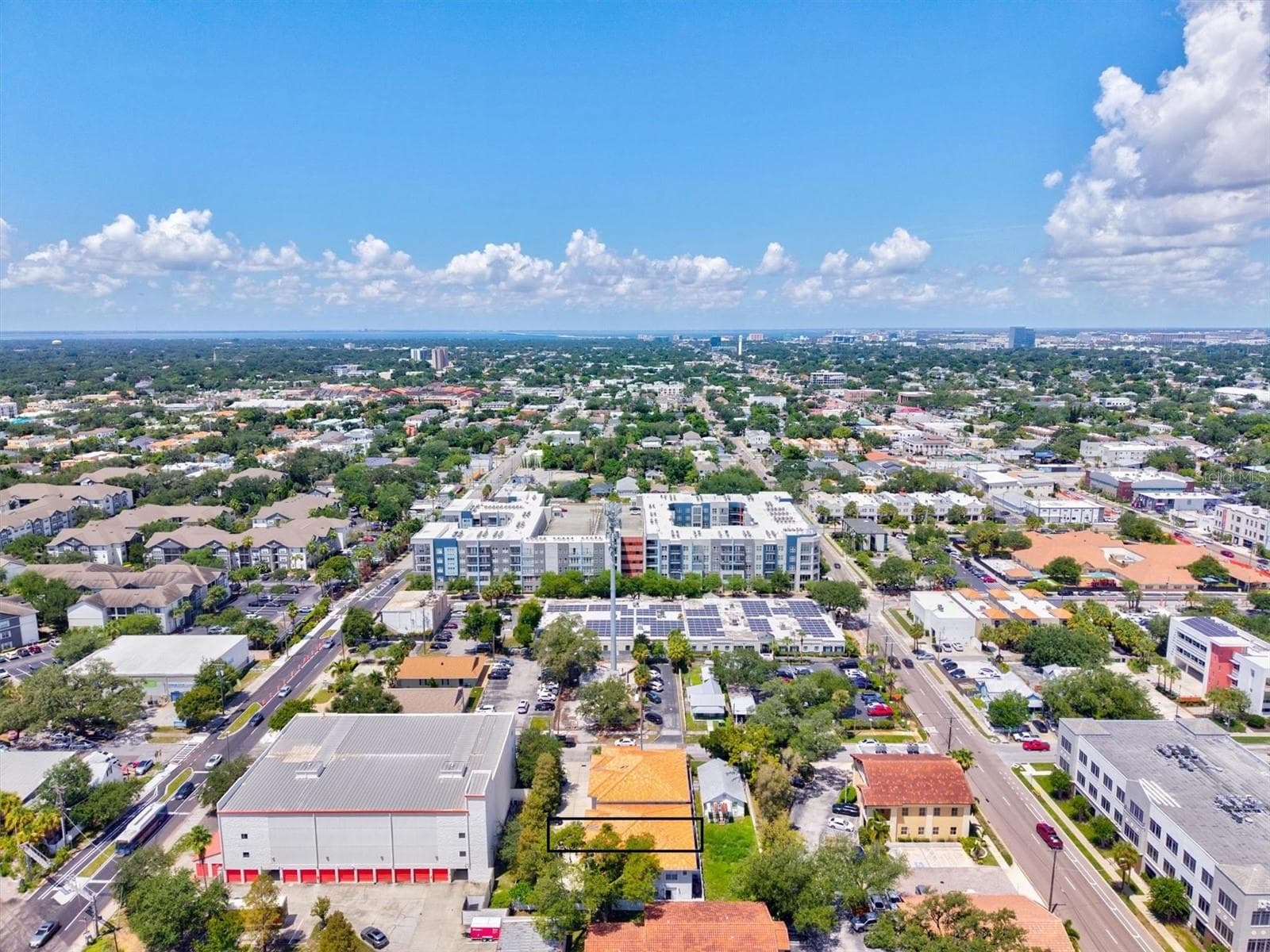 Townhouse at 212 S DAKOTA AVE #E, TAMPA, photo 57 of 93