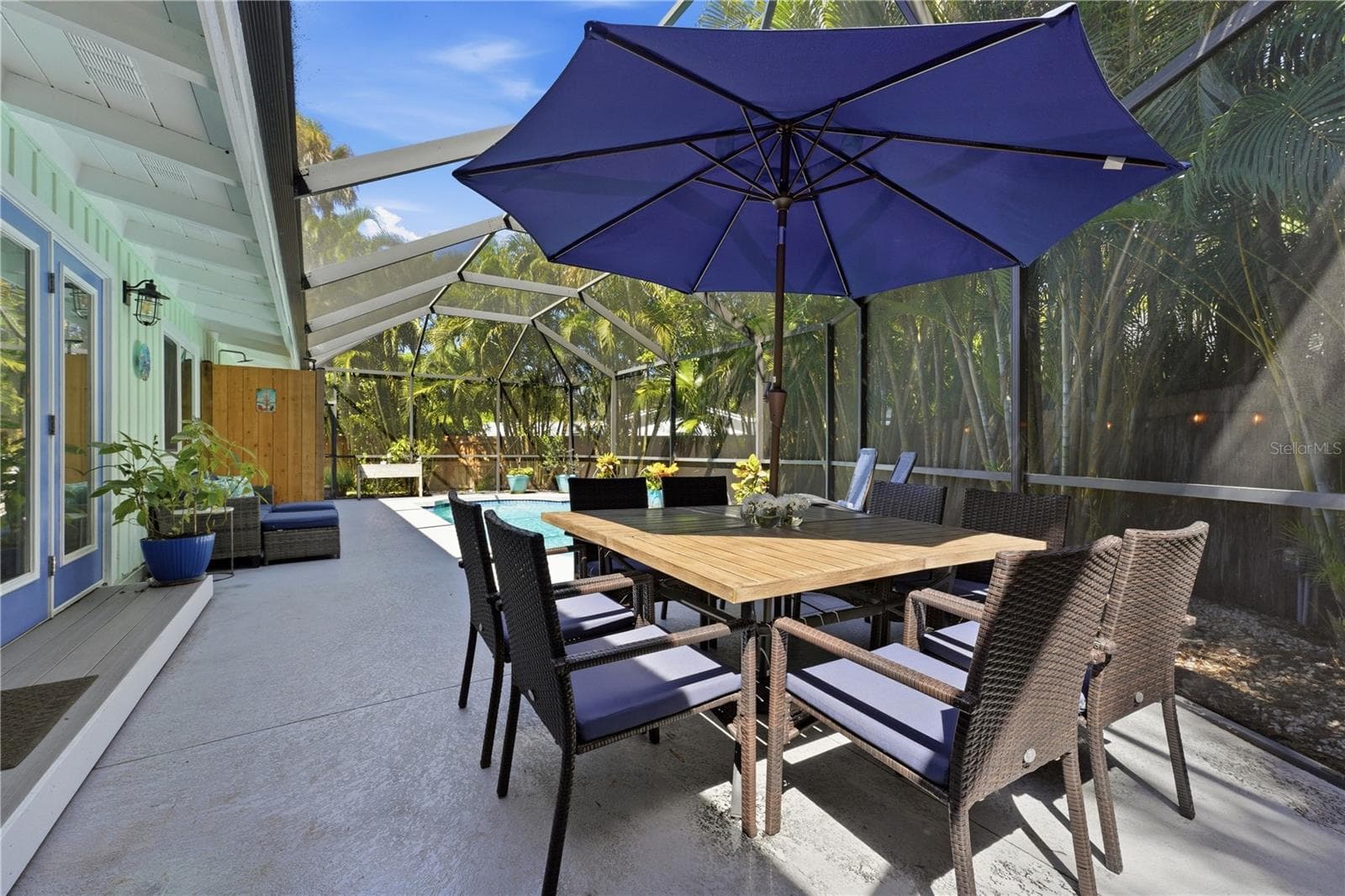 Single Family Residence at 3424 OLD OAK DR, SARASOTA, photo 35 of 52