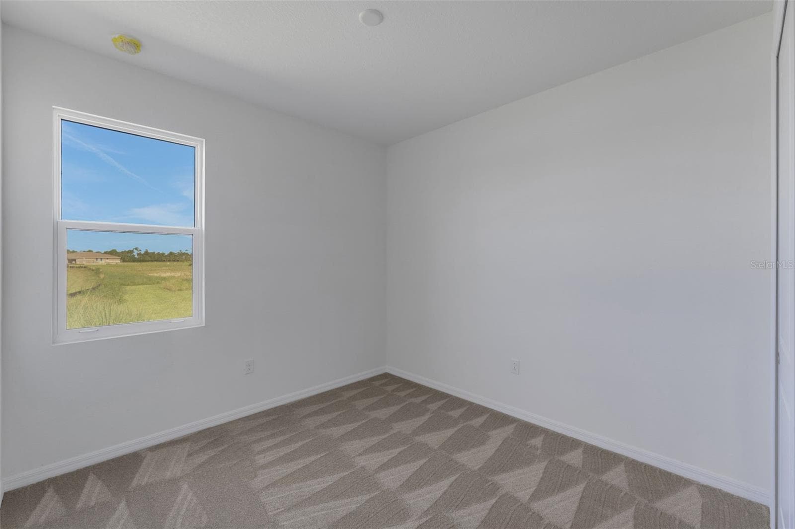 Single Family Residence at 17156 COTTONTAIL CIR, PUNTA GORDA, photo 11 of 36