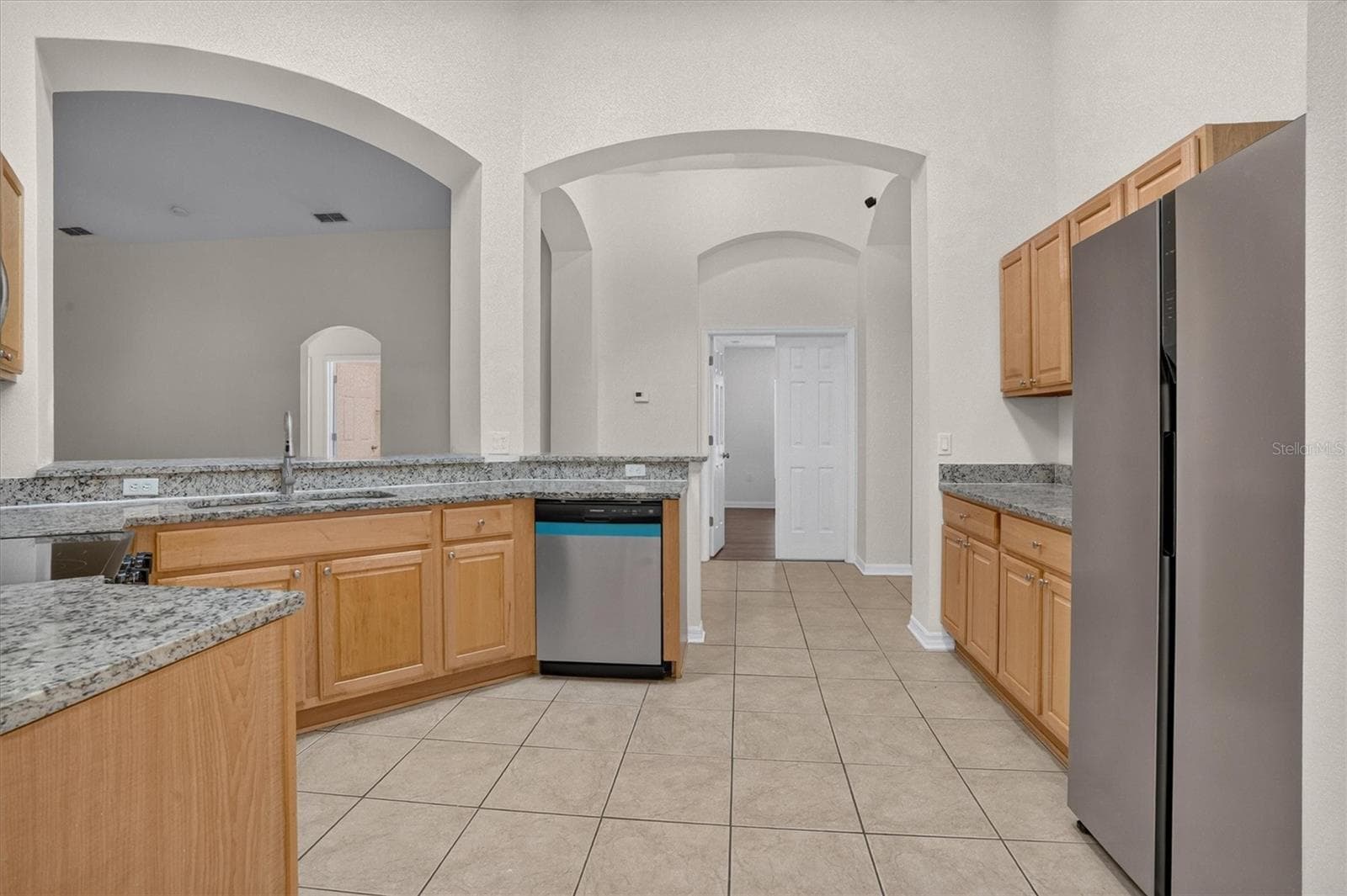 Single Family Residence at 30707 PGA DR, SORRENTO, photo 7 of 25