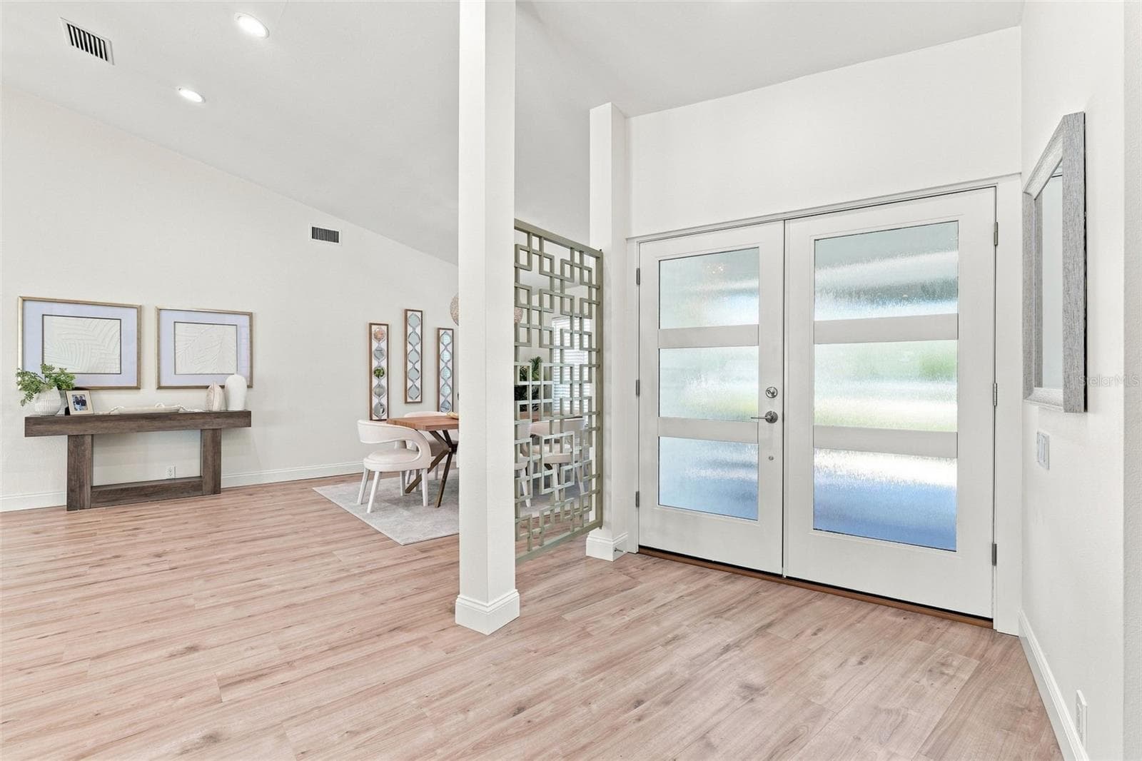 Single Family Residence at 5921 SEABIRD DR S, GULFPORT, photo 6 of 91