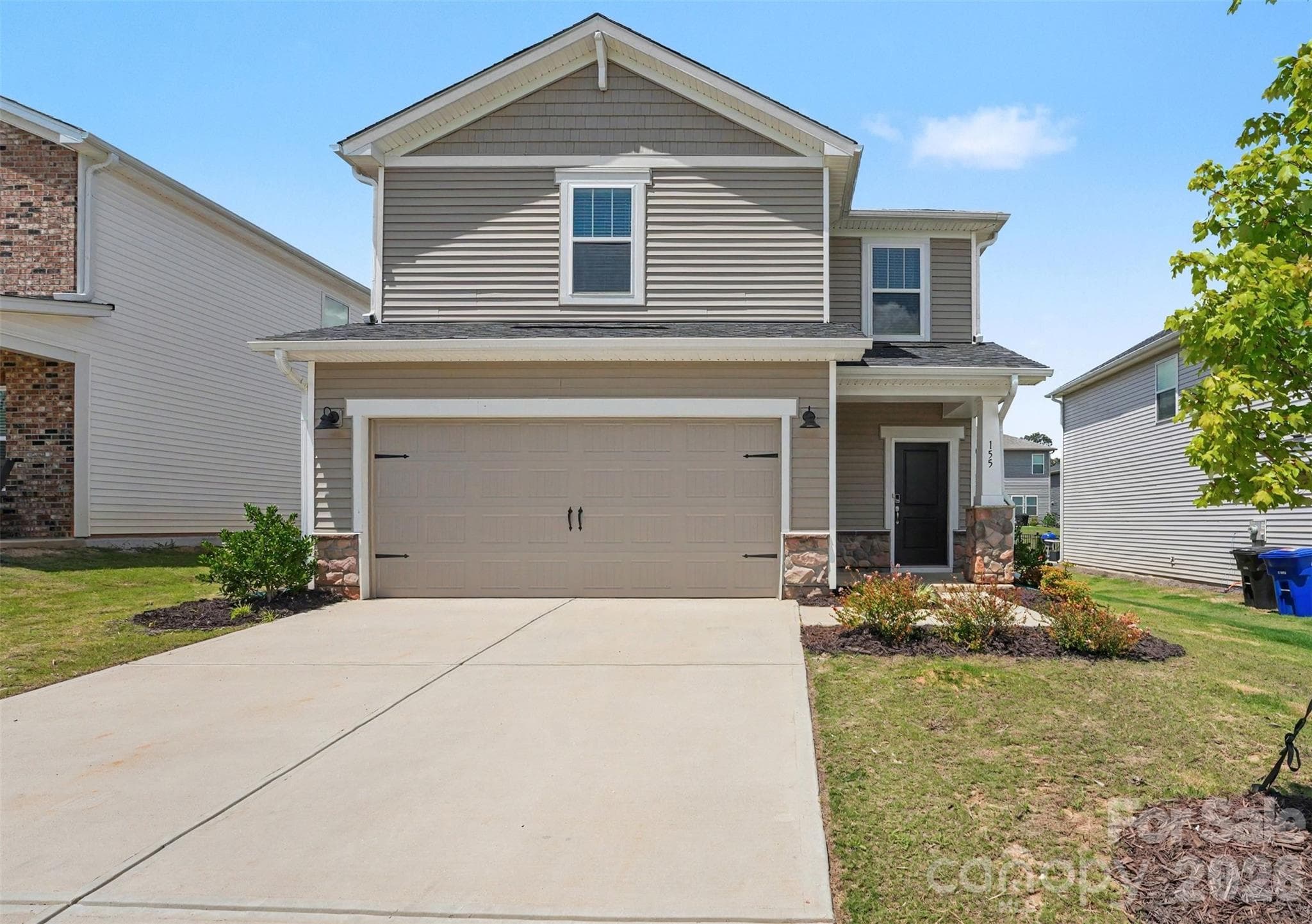 Single Family Residence at 155 Shepherds Landing Drive, Mooresville, photo 2 of 28