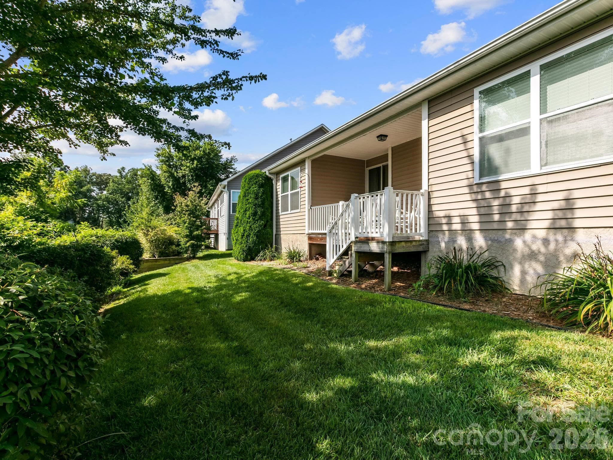 Single Family Residence at 7 Eagle Creek Trail S, Flat Rock, photo 26 of 29