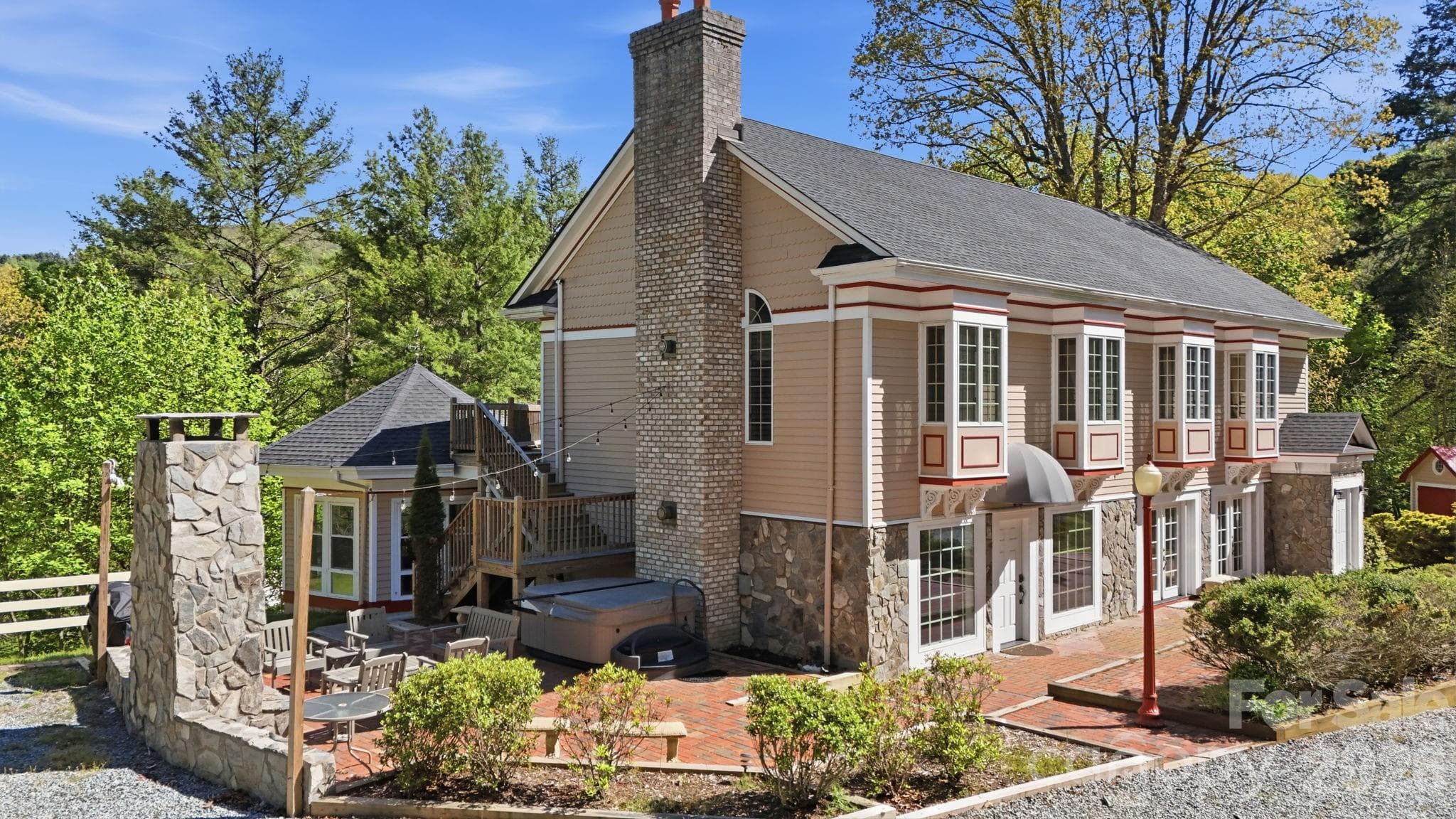 Single Family Residence at Banner Elk, photo 4 of 51