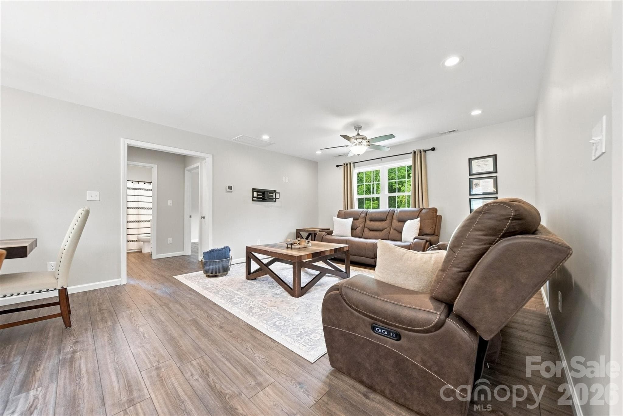 Single Family Residence at 2953 2nd Street Court NW, Hickory, photo 6 of 31