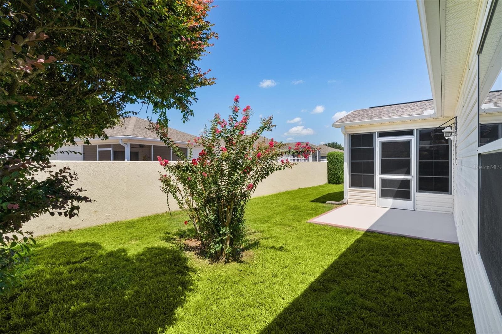 Back Yard Privacy Wall - 17766 SE 91ST POPLAR TER, THE VILLAGES