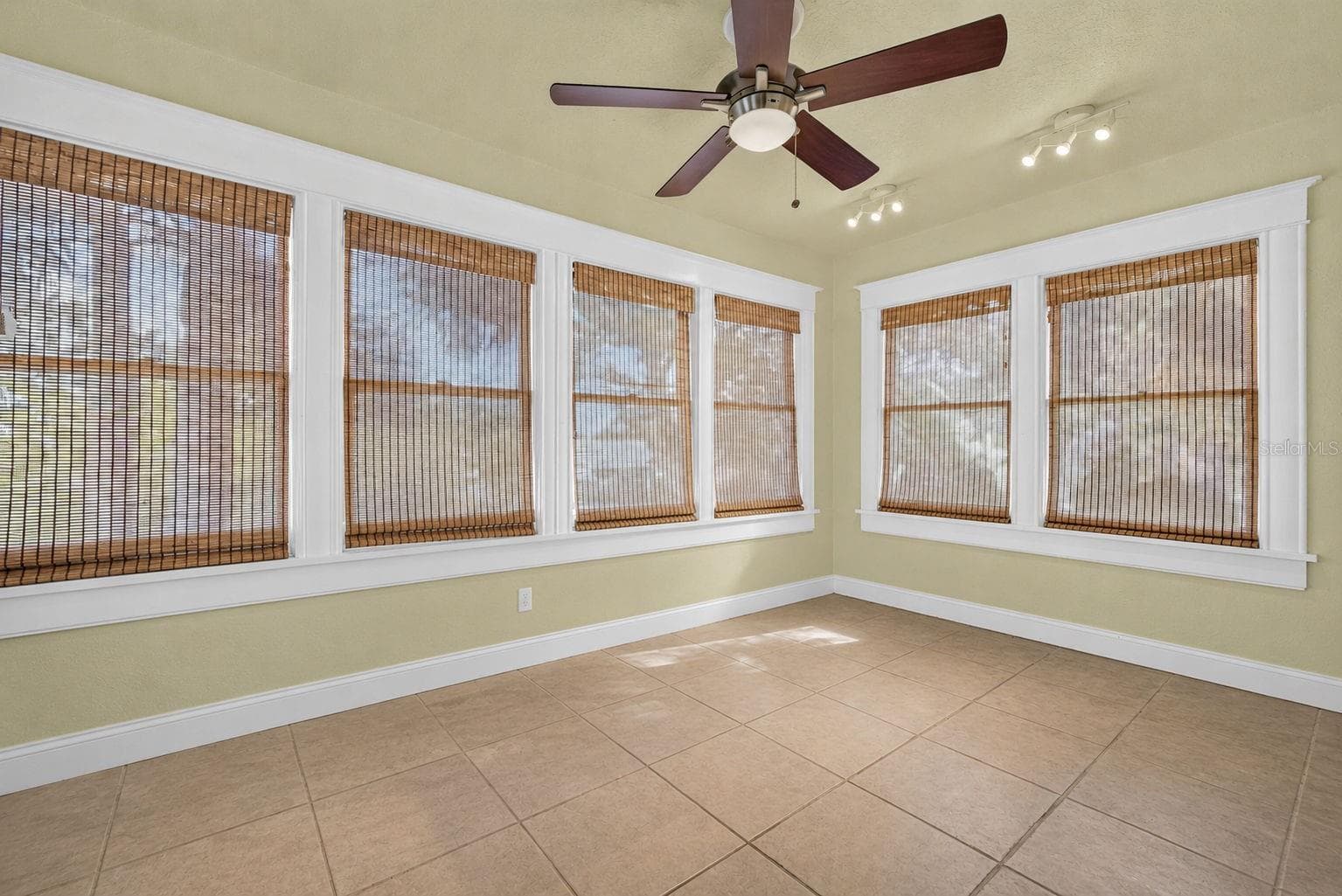 Sun Room 2nd floor - 736 30TH AVE N, ST PETERSBURG