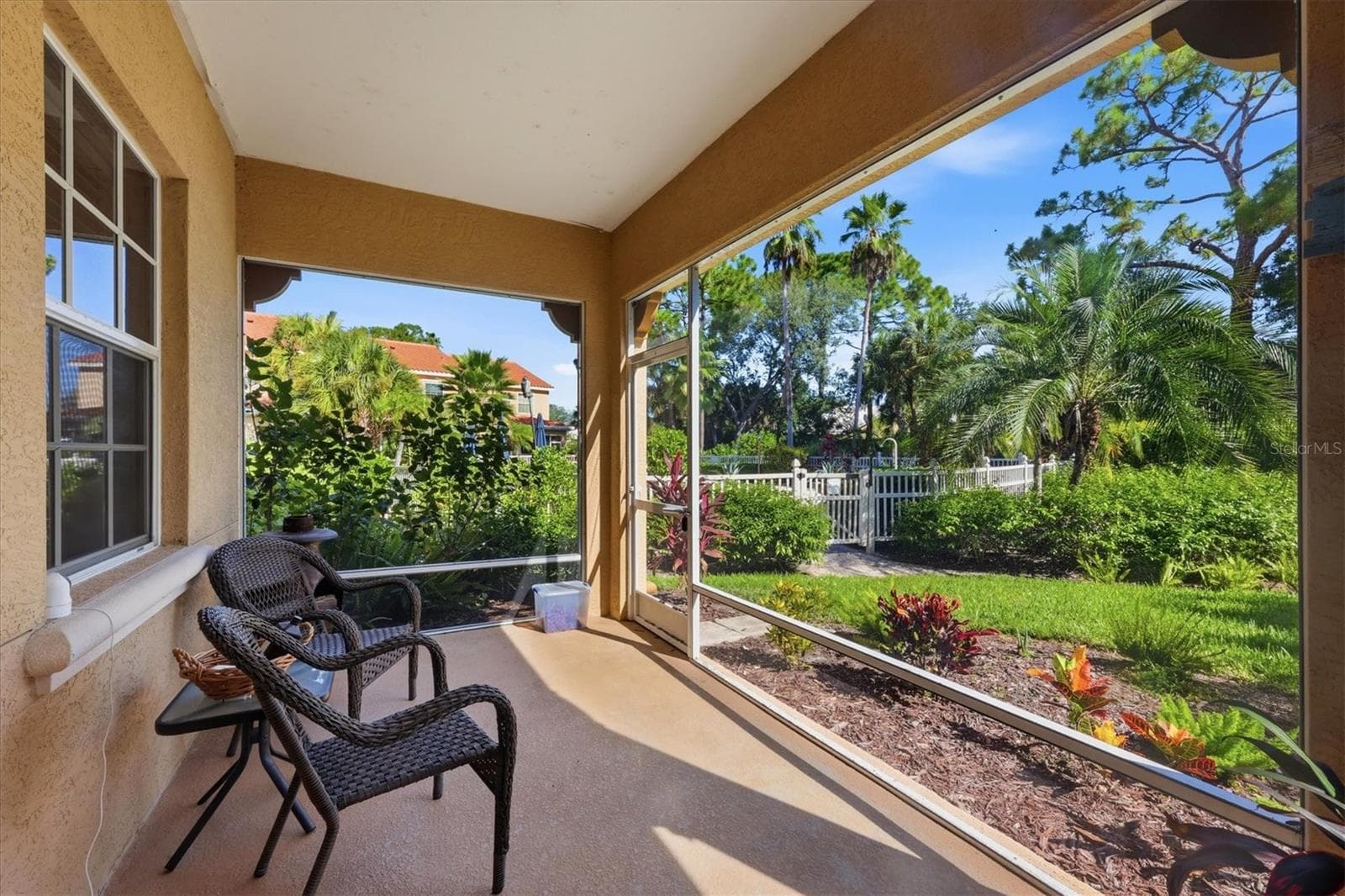 Lanai 25 Feet to Pool - 3971 SQUARE EAST LN #8, SARASOTA