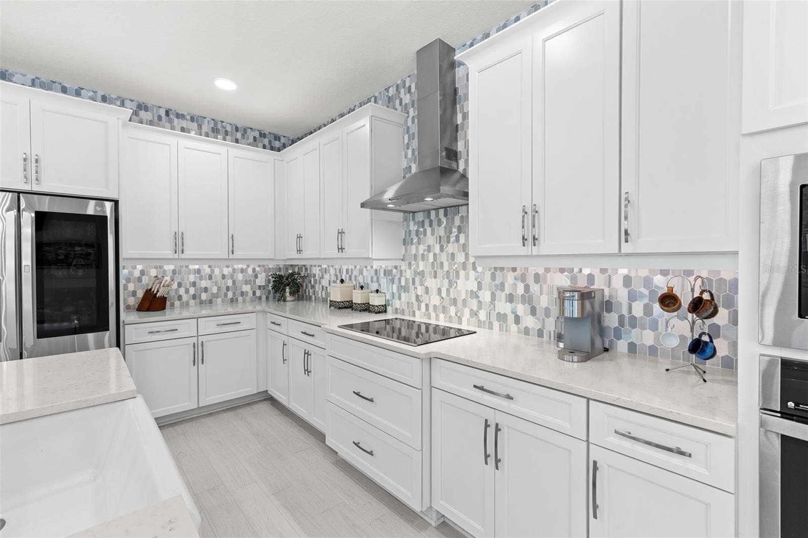 Upgraded chef's kitchen. - 3336 LONE CYPRESS PT, OVIEDO