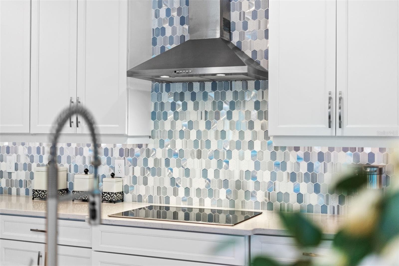 It's all in the details! - 3336 LONE CYPRESS PT, OVIEDO