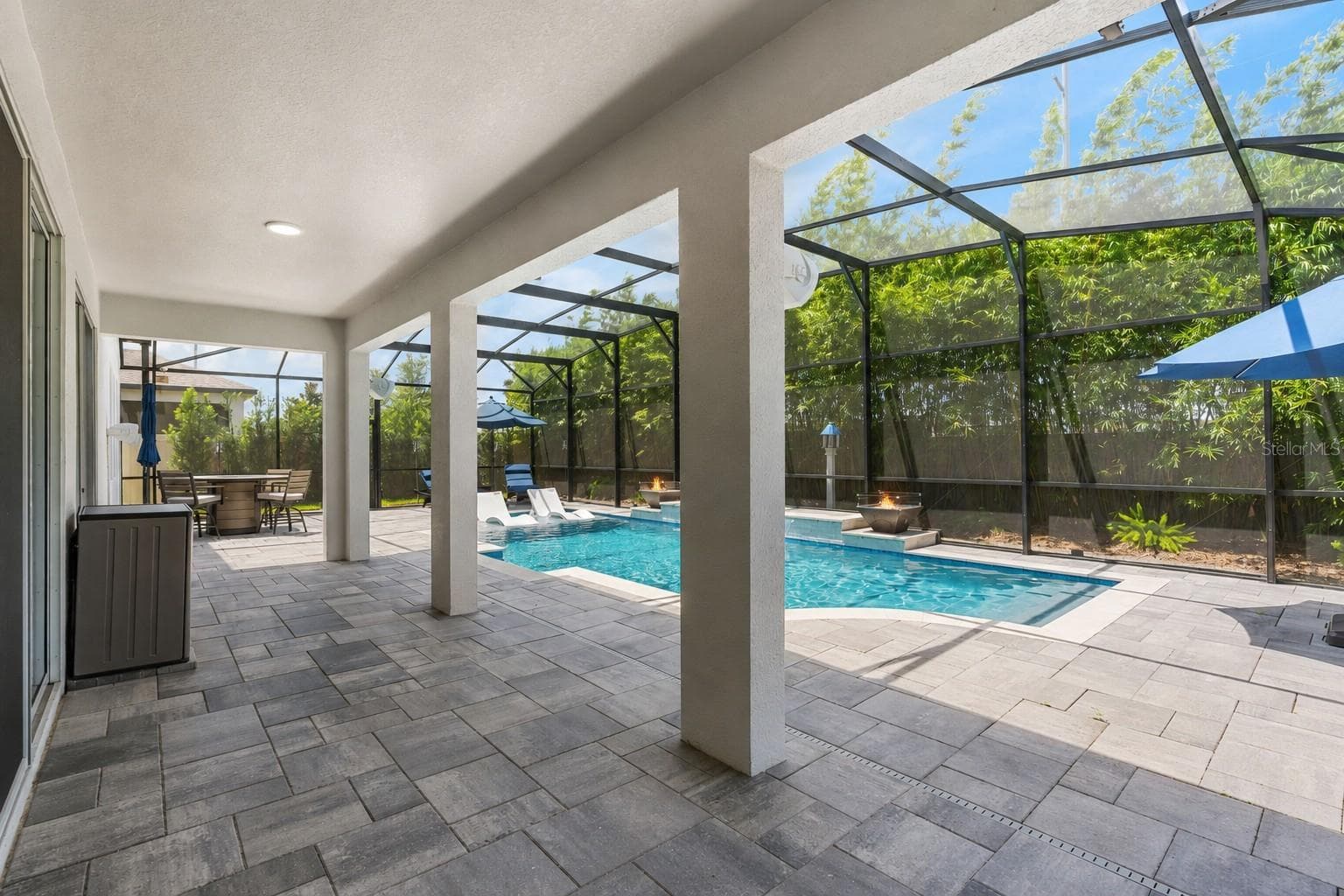 Large covered lanai. - 3336 LONE CYPRESS PT, OVIEDO