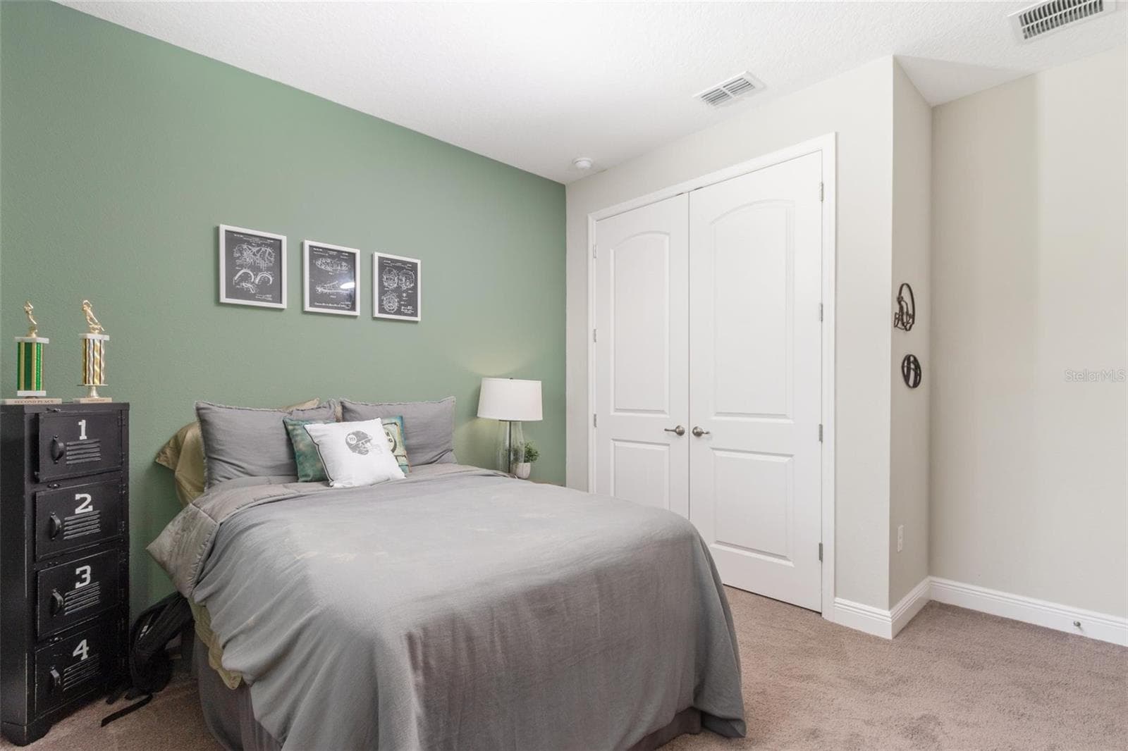 Single Family Residence at 2214 ELEGANT MANOR CIR, EDGEWATER, photo 27 of 51