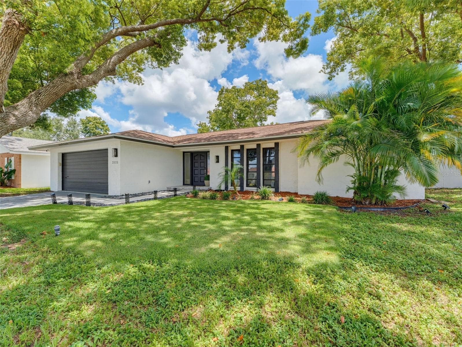 Single Family Residence at 2121 BEECHER RD, CLEARWATER, photo 2 of 94