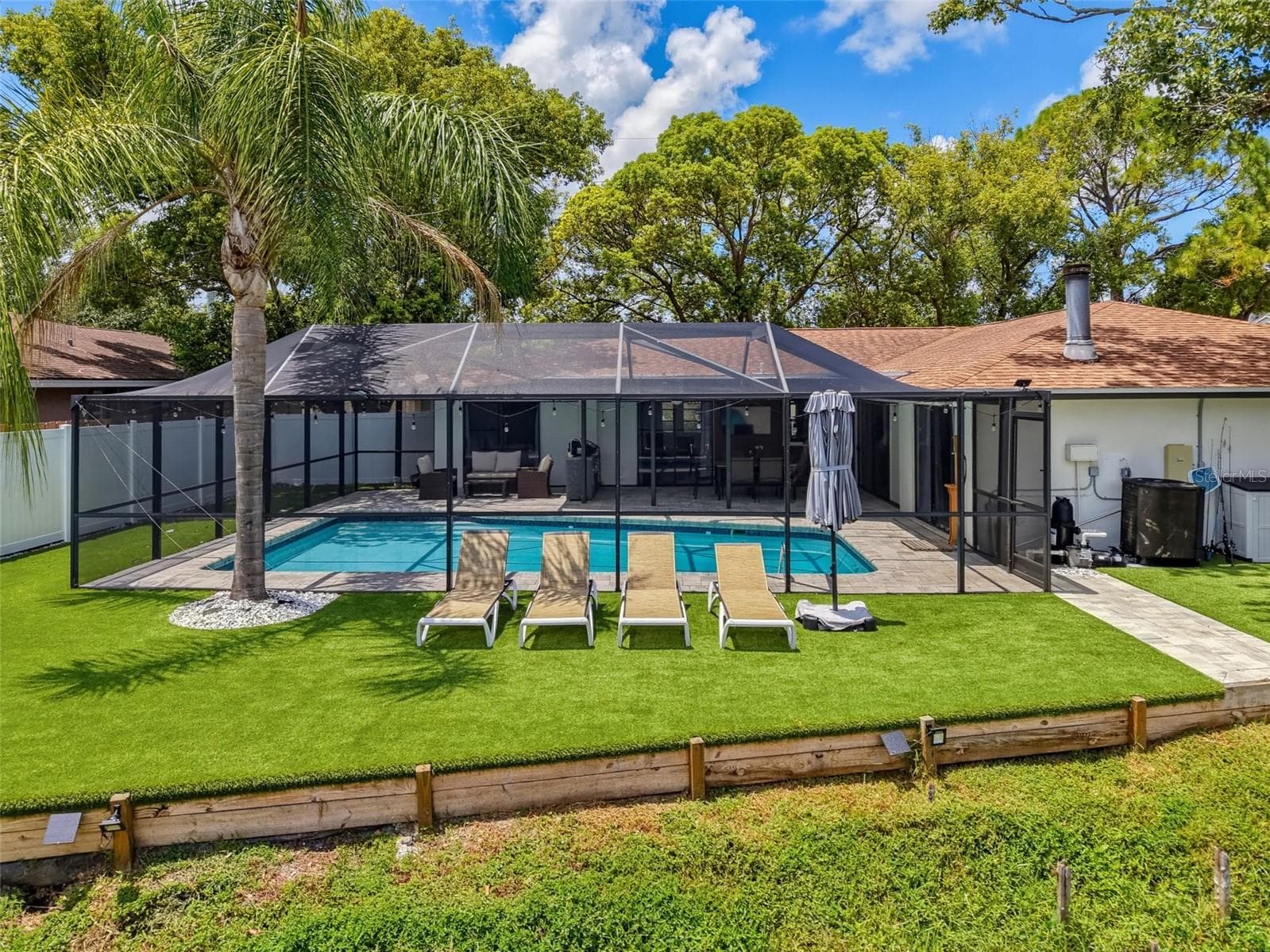 Single Family Residence at 2121 BEECHER RD, CLEARWATER, photo 14 of 94