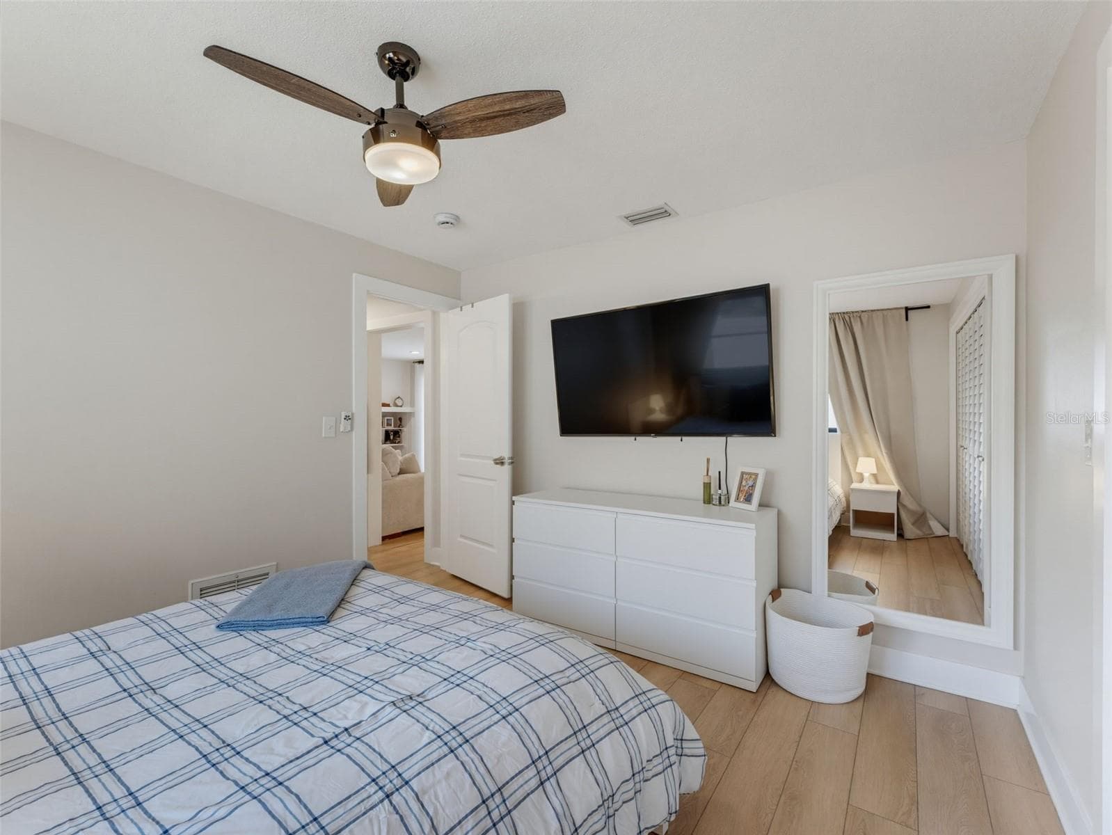 Single Family Residence at 2121 BEECHER RD, CLEARWATER, photo 34 of 94