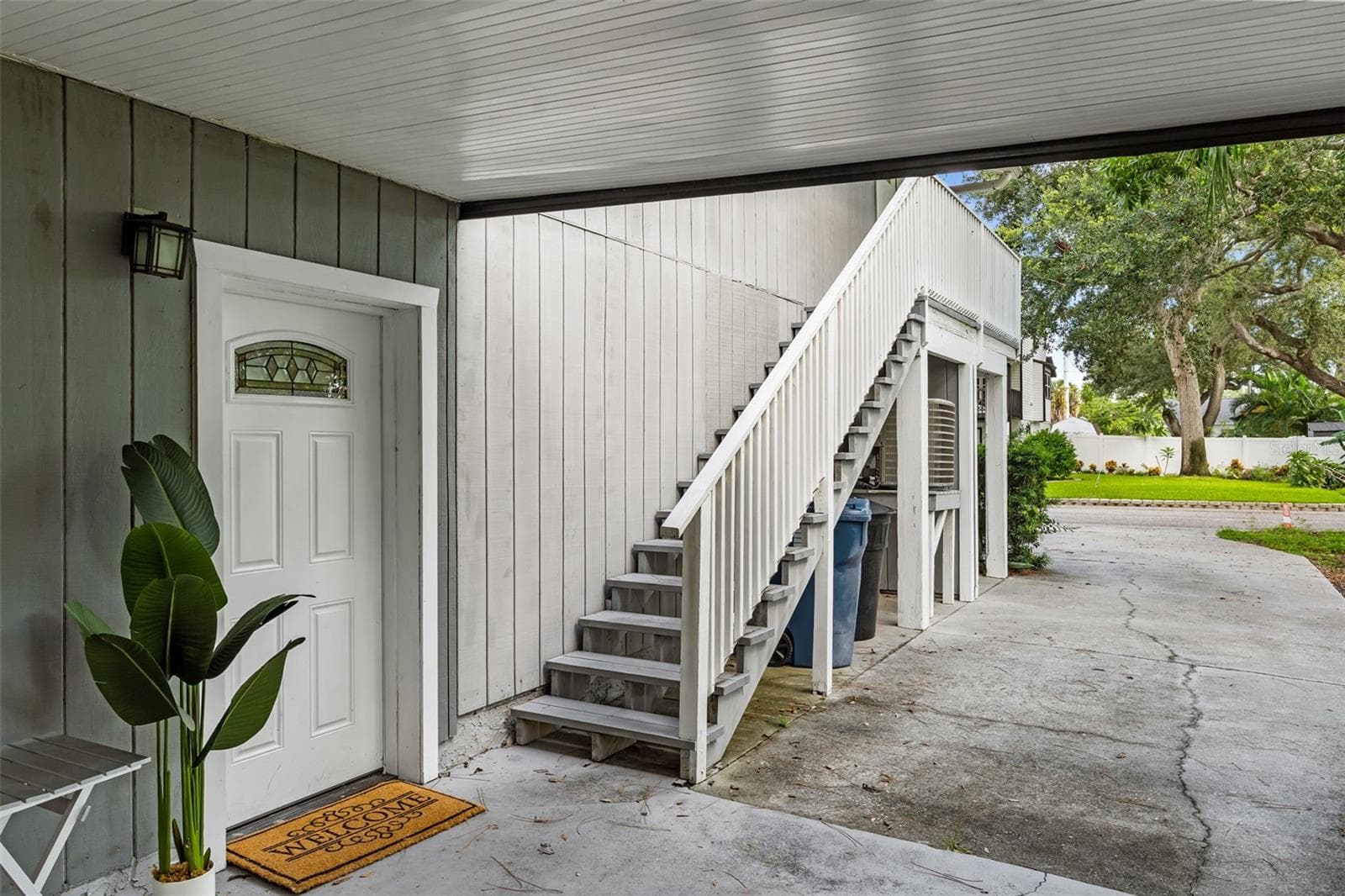 Single Family Residence at 138 69TH AVE N, ST PETERSBURG, photo 5 of 51