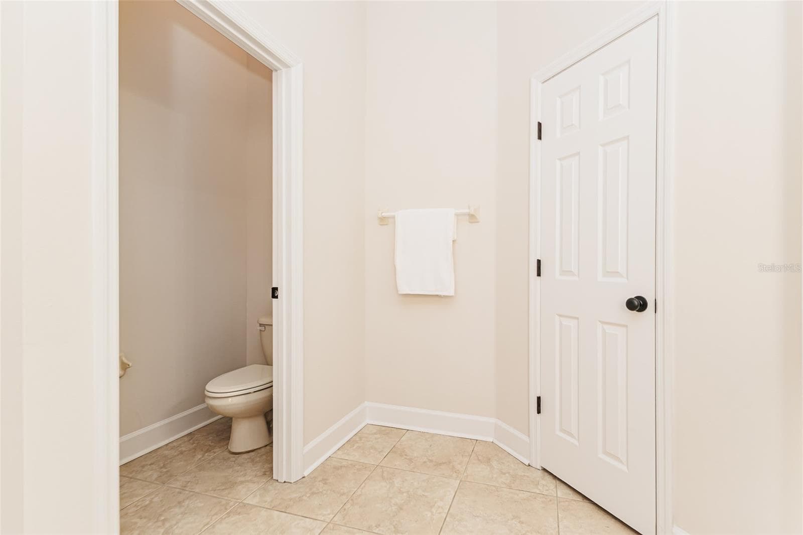 Single Family Residence at 1705 ALTAVISTA CIR, LAKELAND, photo 12 of 43