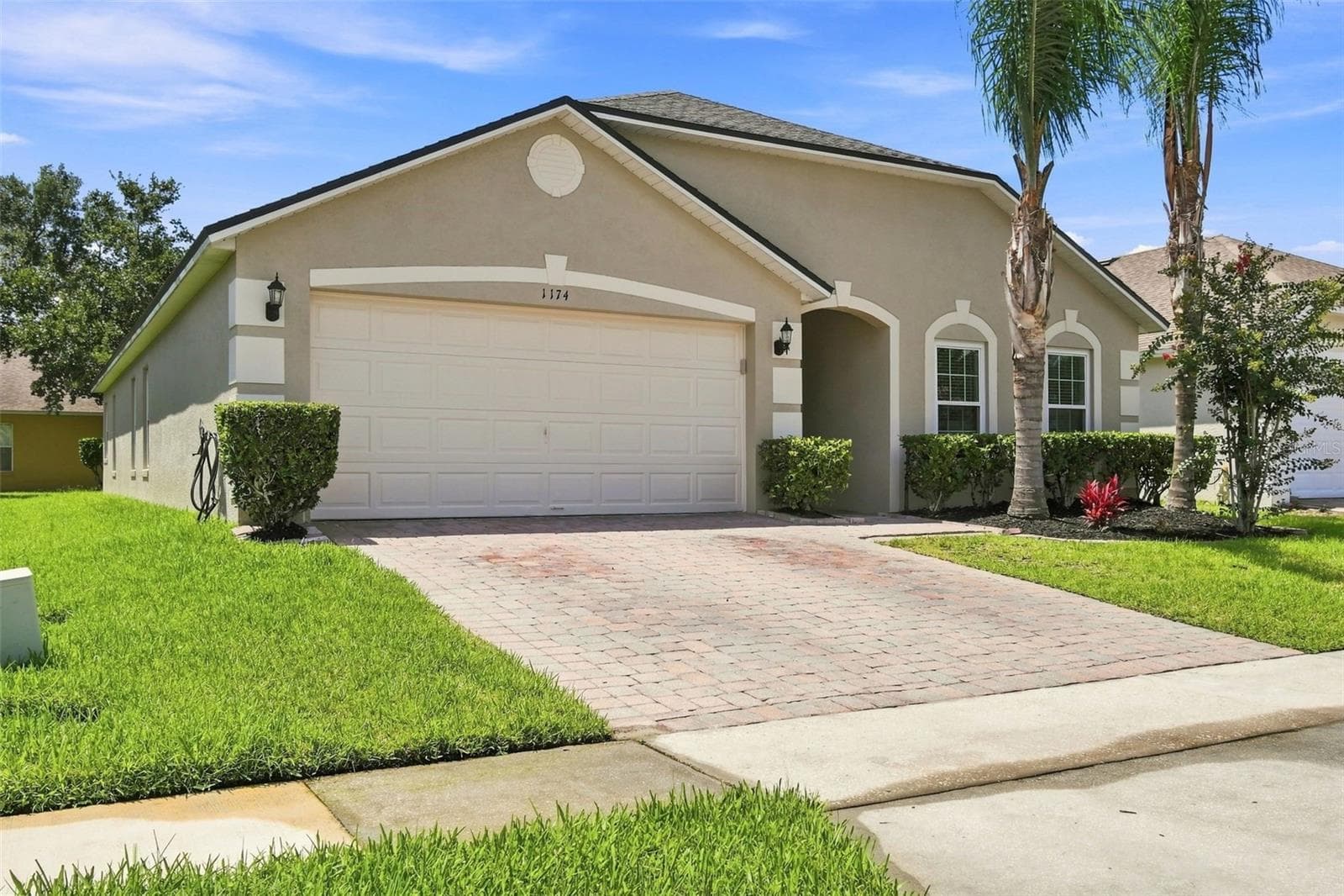 Single Family Residence at 1174 BEECH GROVE WAY, ORLANDO, photo 2 of 34