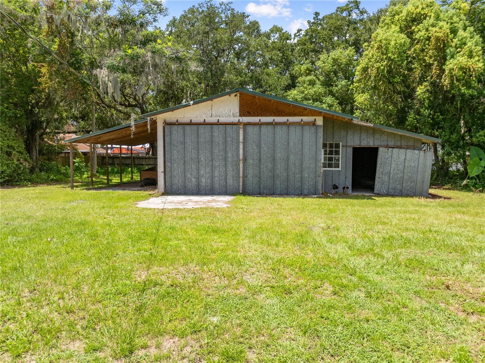 3 Car Detached Garage with carport - 2557 AMES HAVEN RD, KISSIMMEE