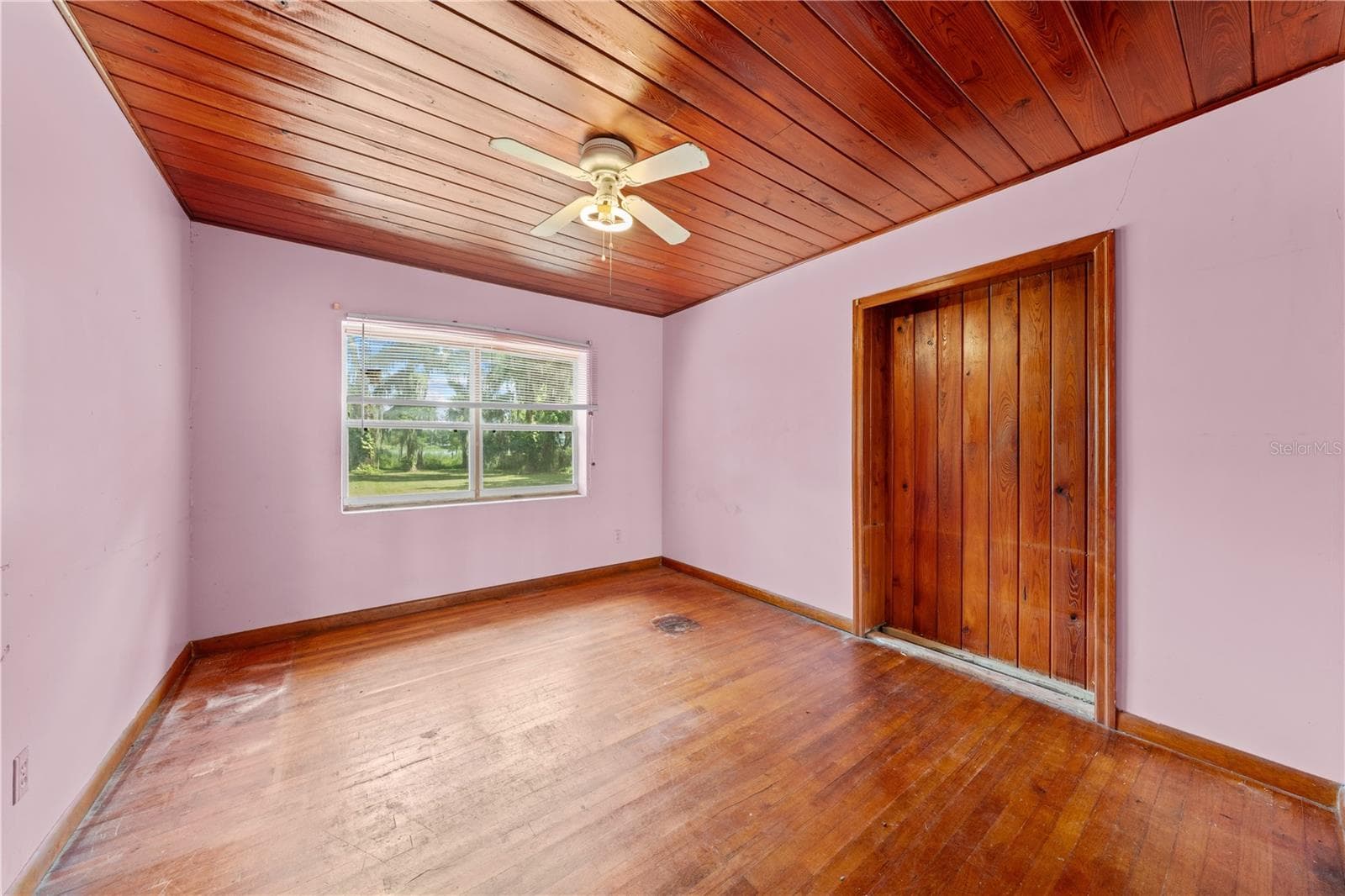 Primary Bedroom with Ceiling Fan - 2557 AMES HAVEN RD, KISSIMMEE